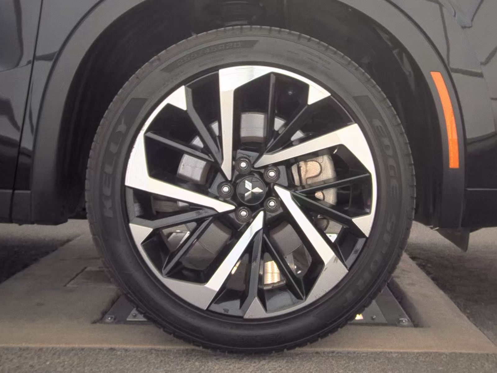 2024 Mitsubishi Outlander SE FWD
