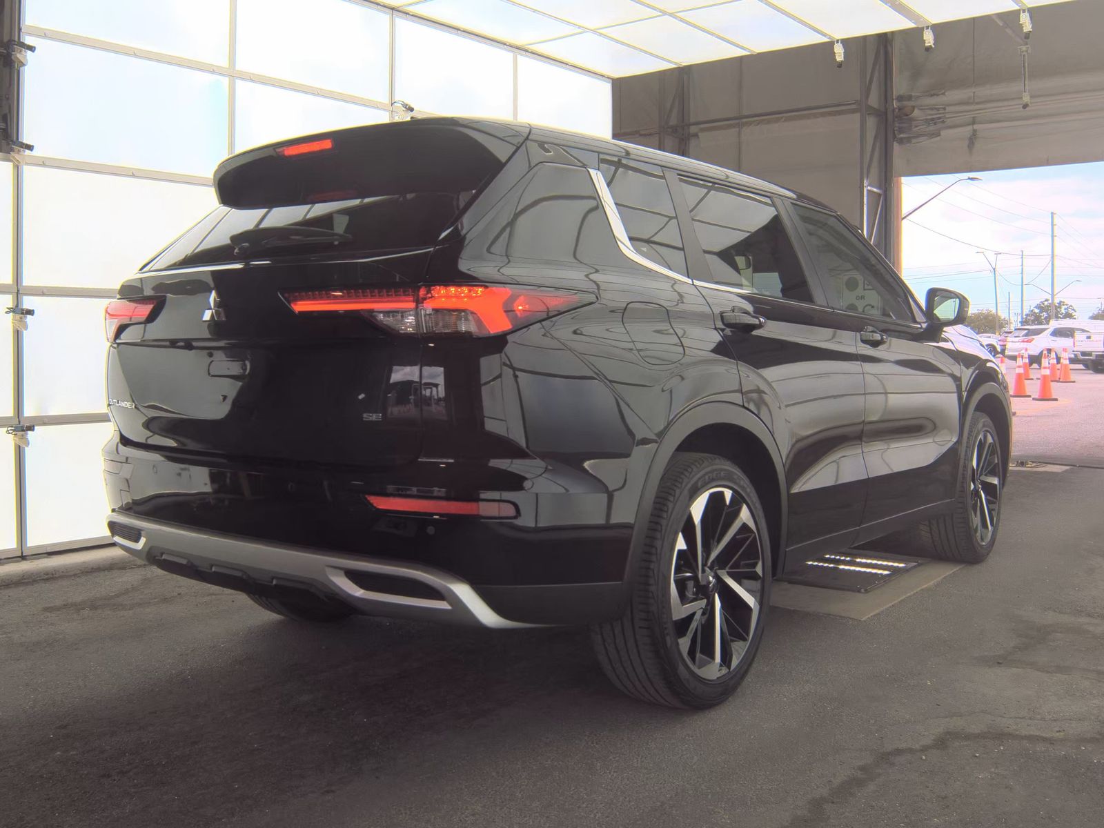 2024 Mitsubishi Outlander SE FWD