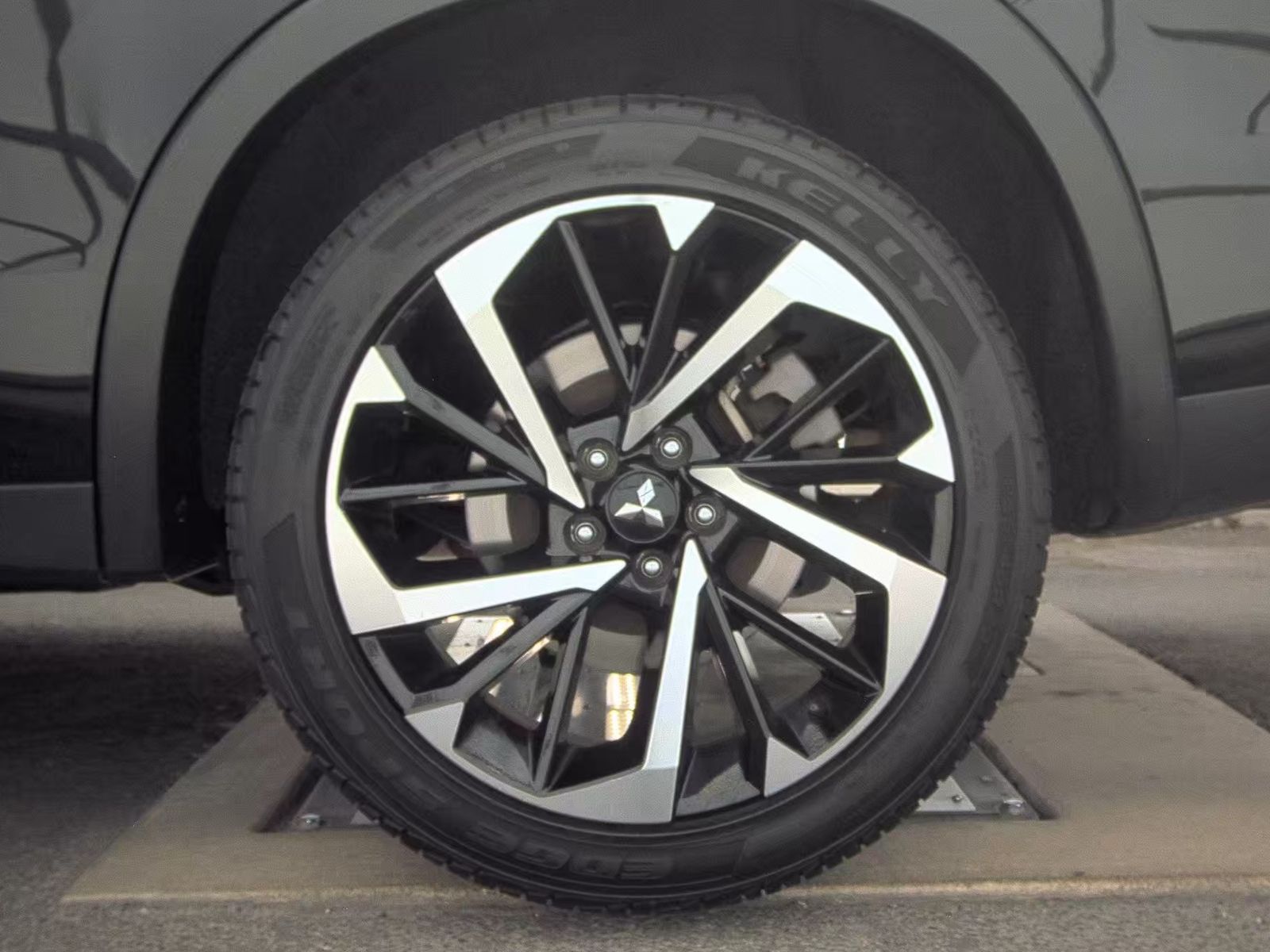 2024 Mitsubishi Outlander SE FWD