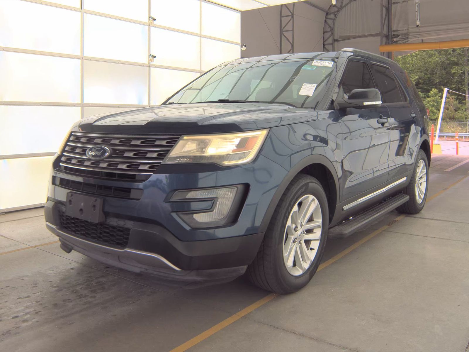 FORD EXPLORER - 1