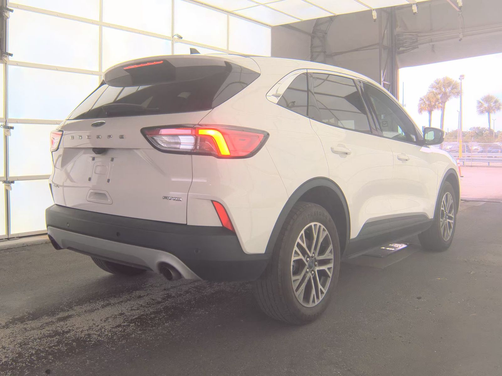 FORD ESCAPE - 6