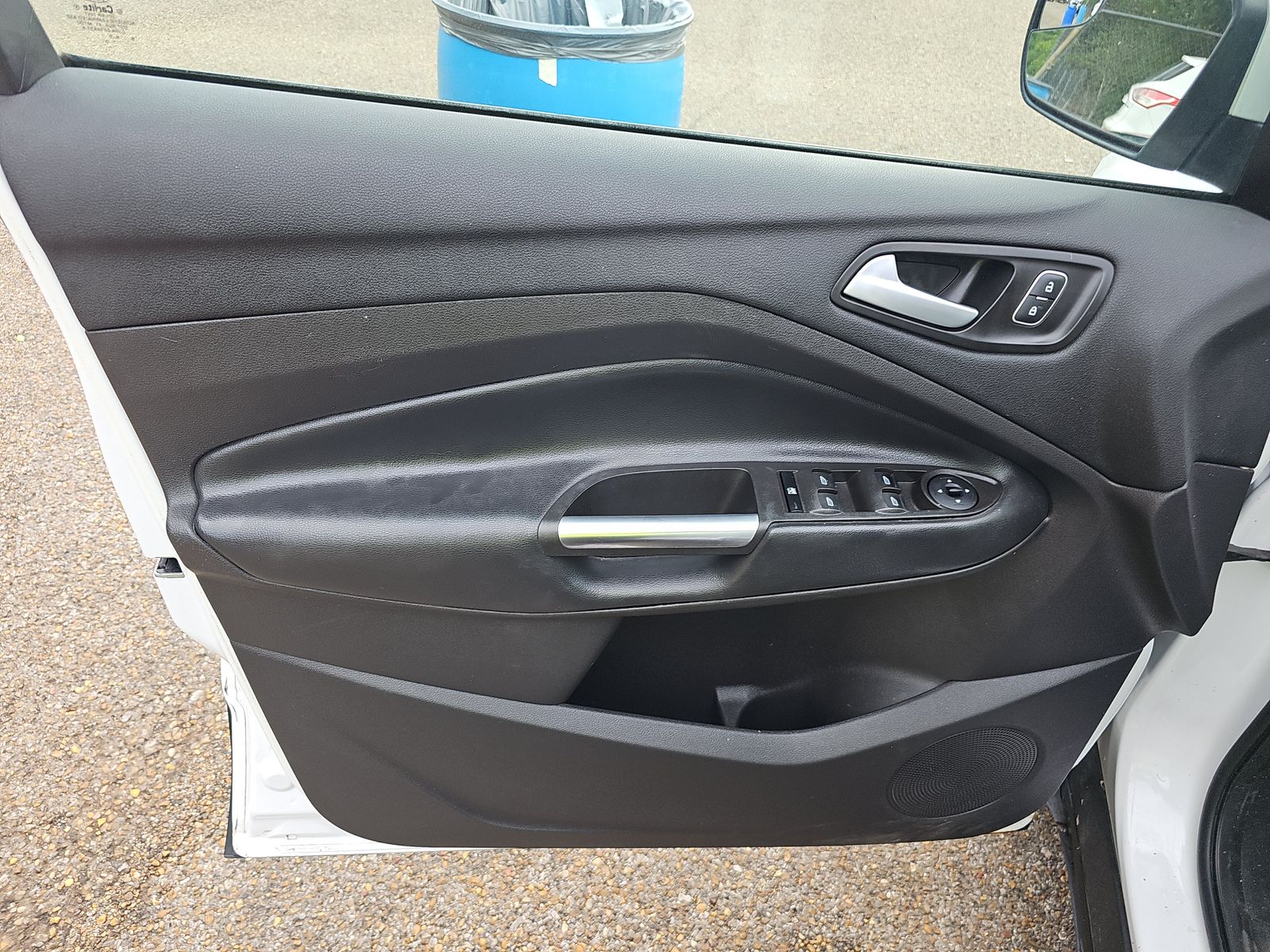 FORD ESCAPE - 10