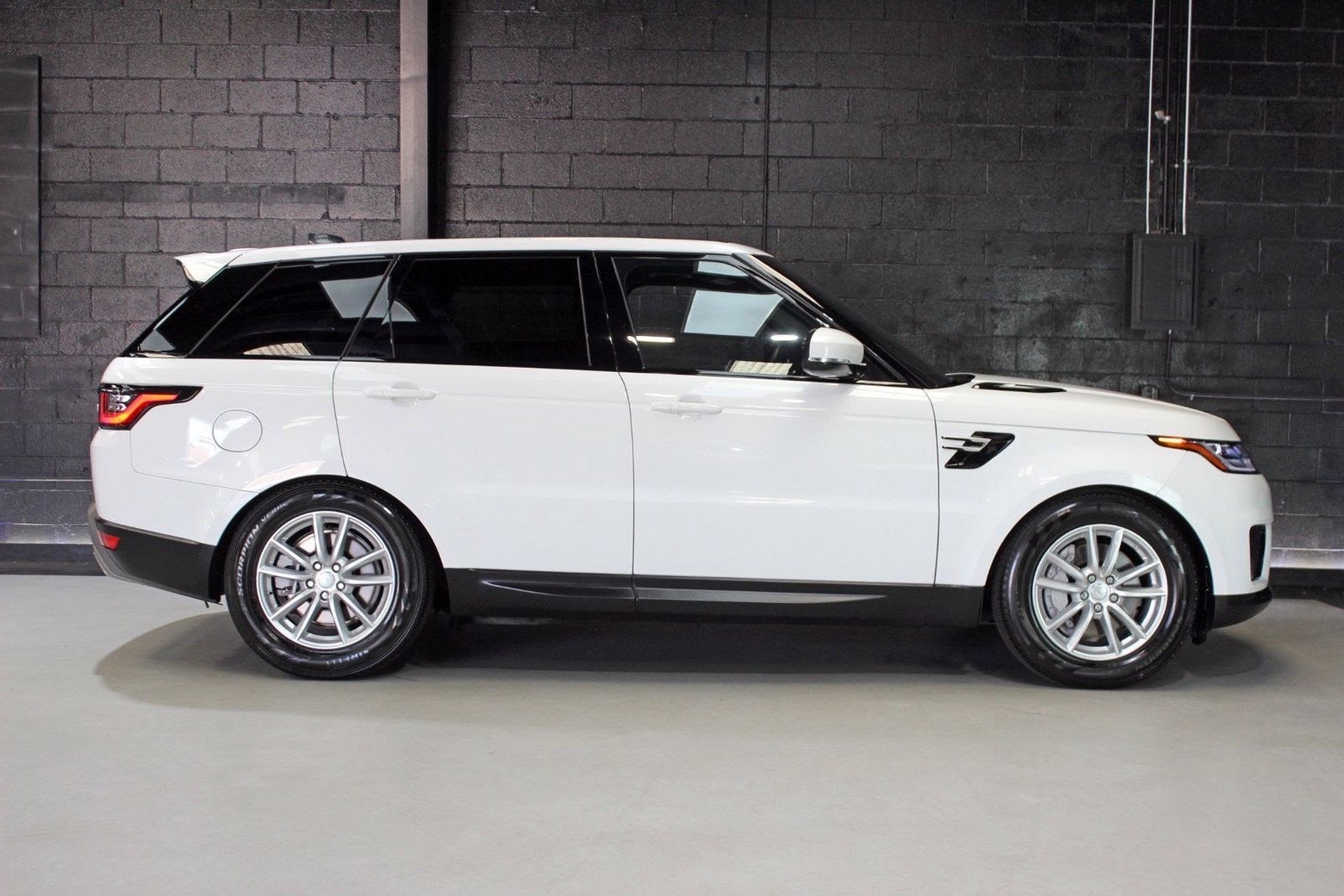 LAND ROVER RANGE ROVER SPORT - 1
