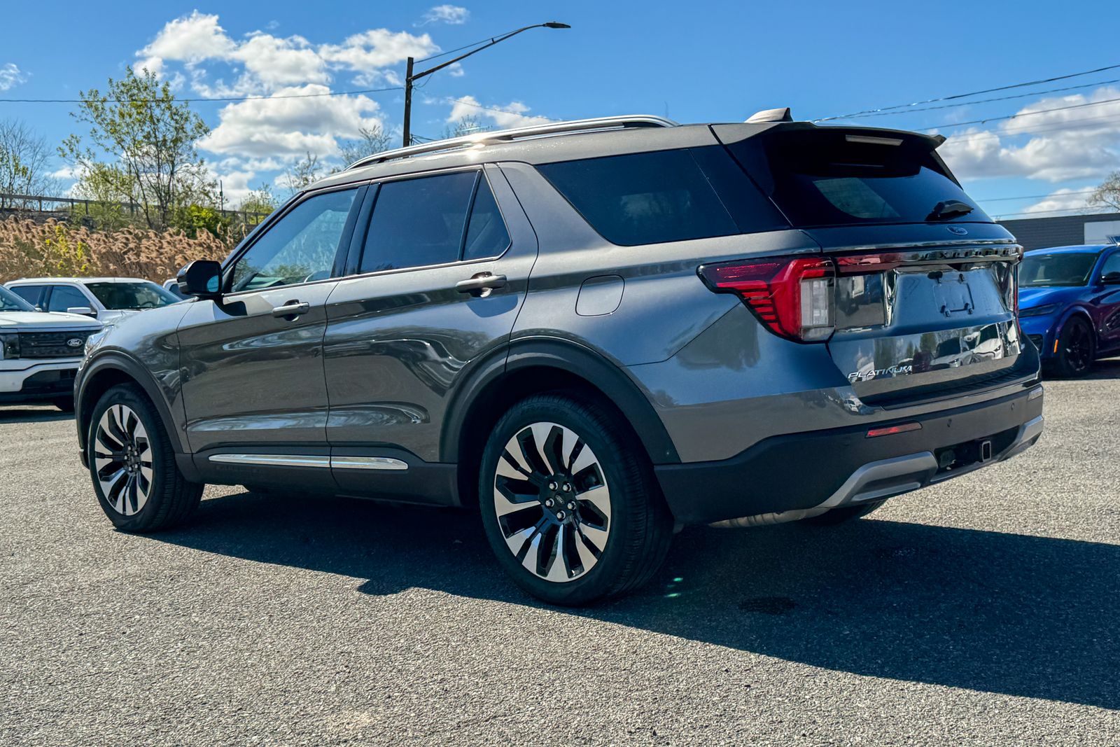 FORD EXPLORER - 6