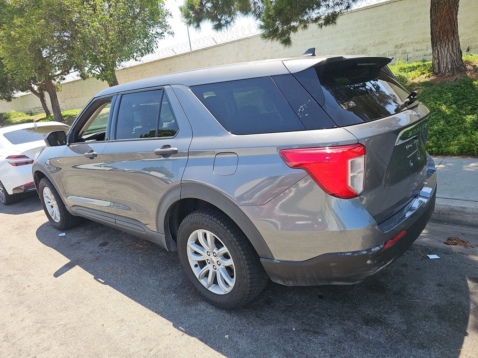 FORD EXPLORER - 7