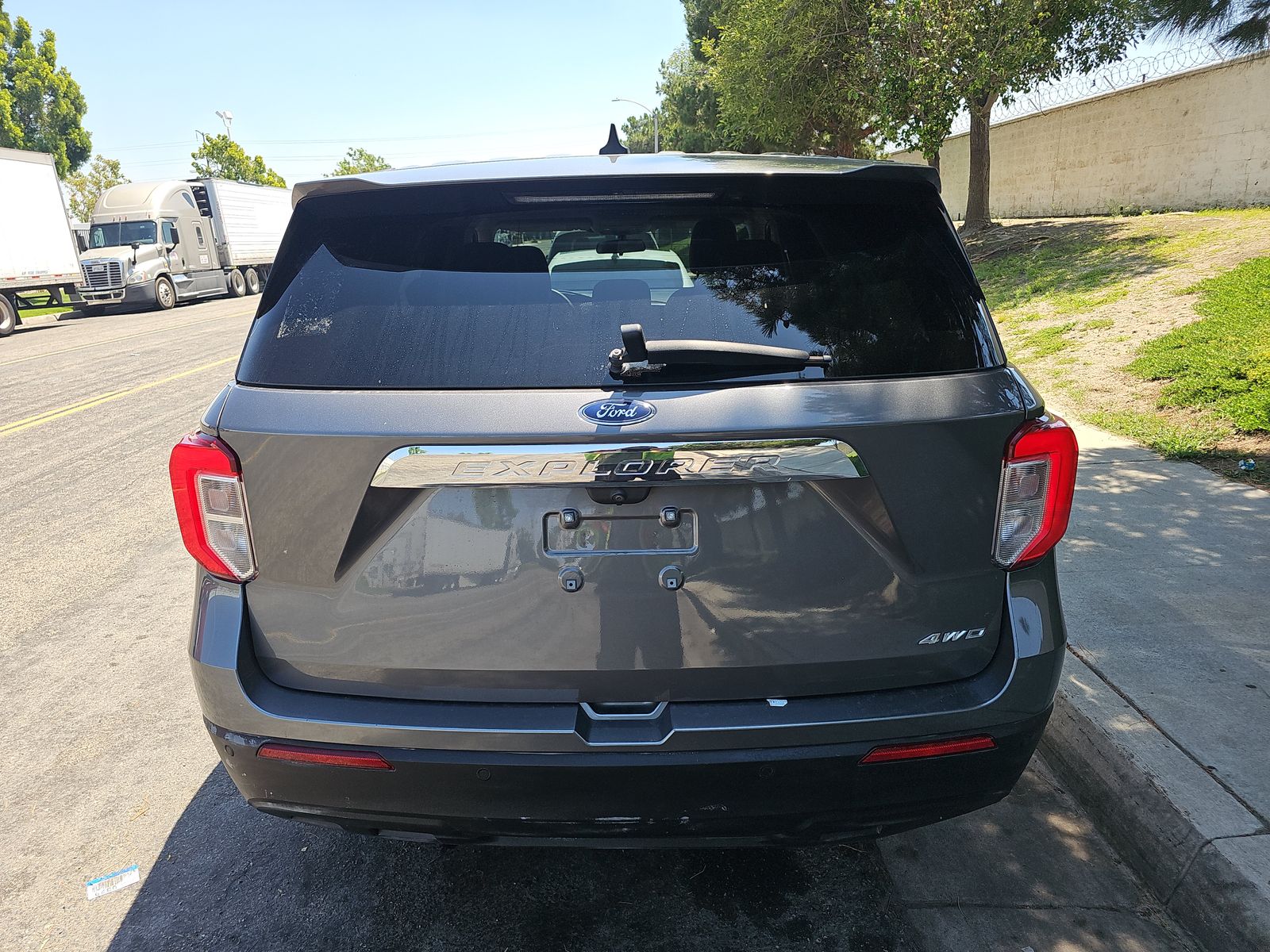 FORD EXPLORER - 6