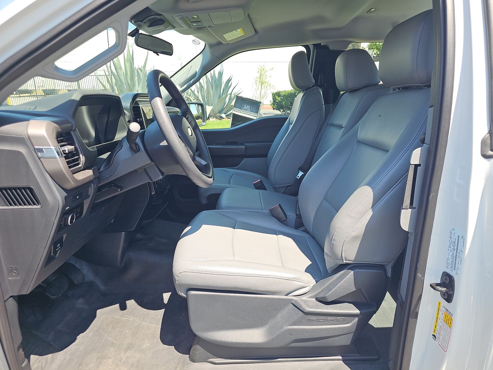 FORD F-150 - 8