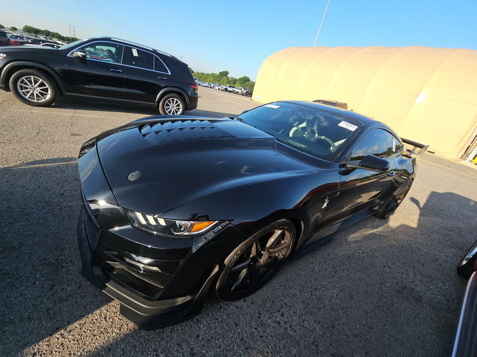 FORD MUSTANG - 1