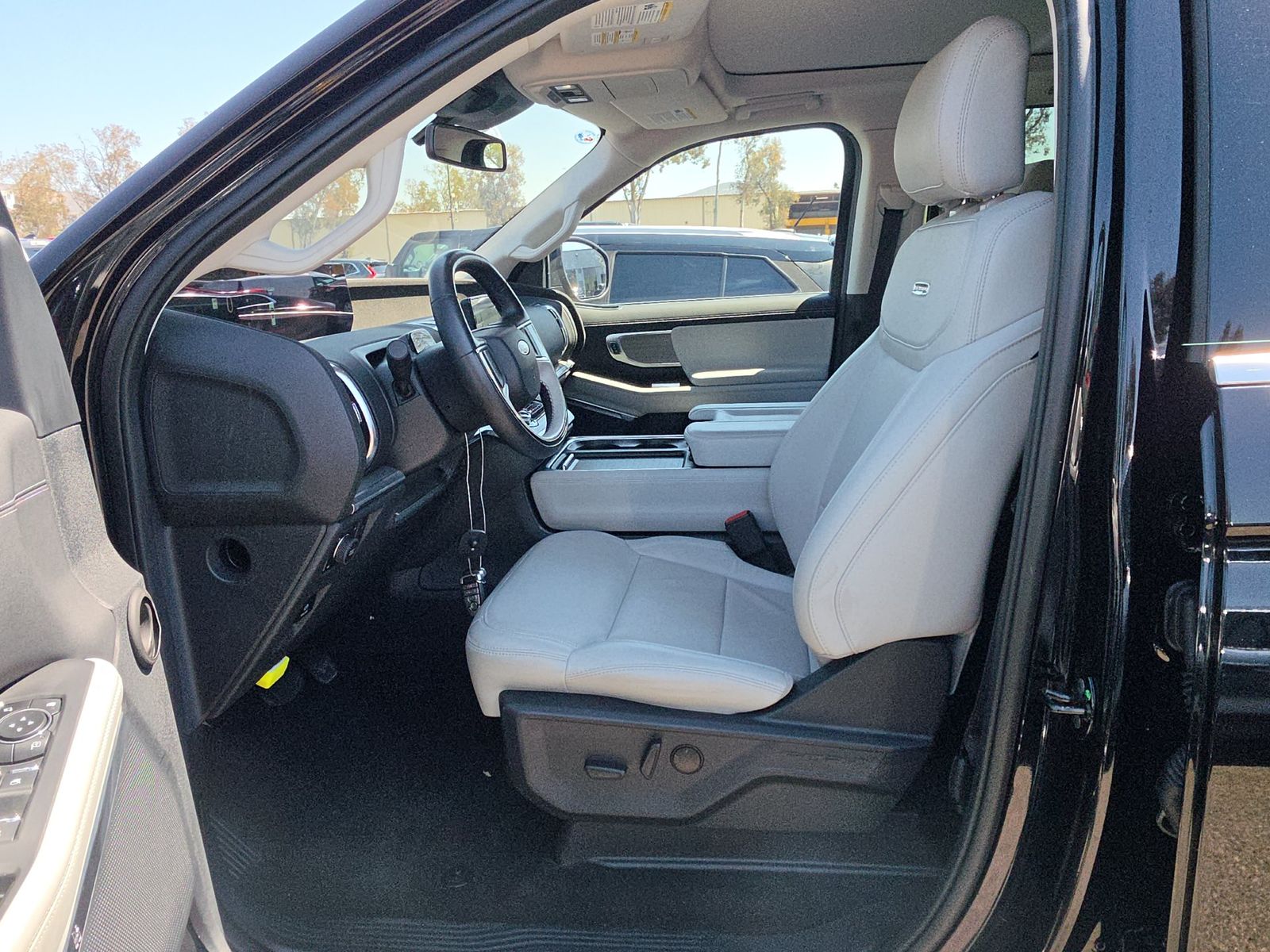 FORD EXPEDITION MAX - 8