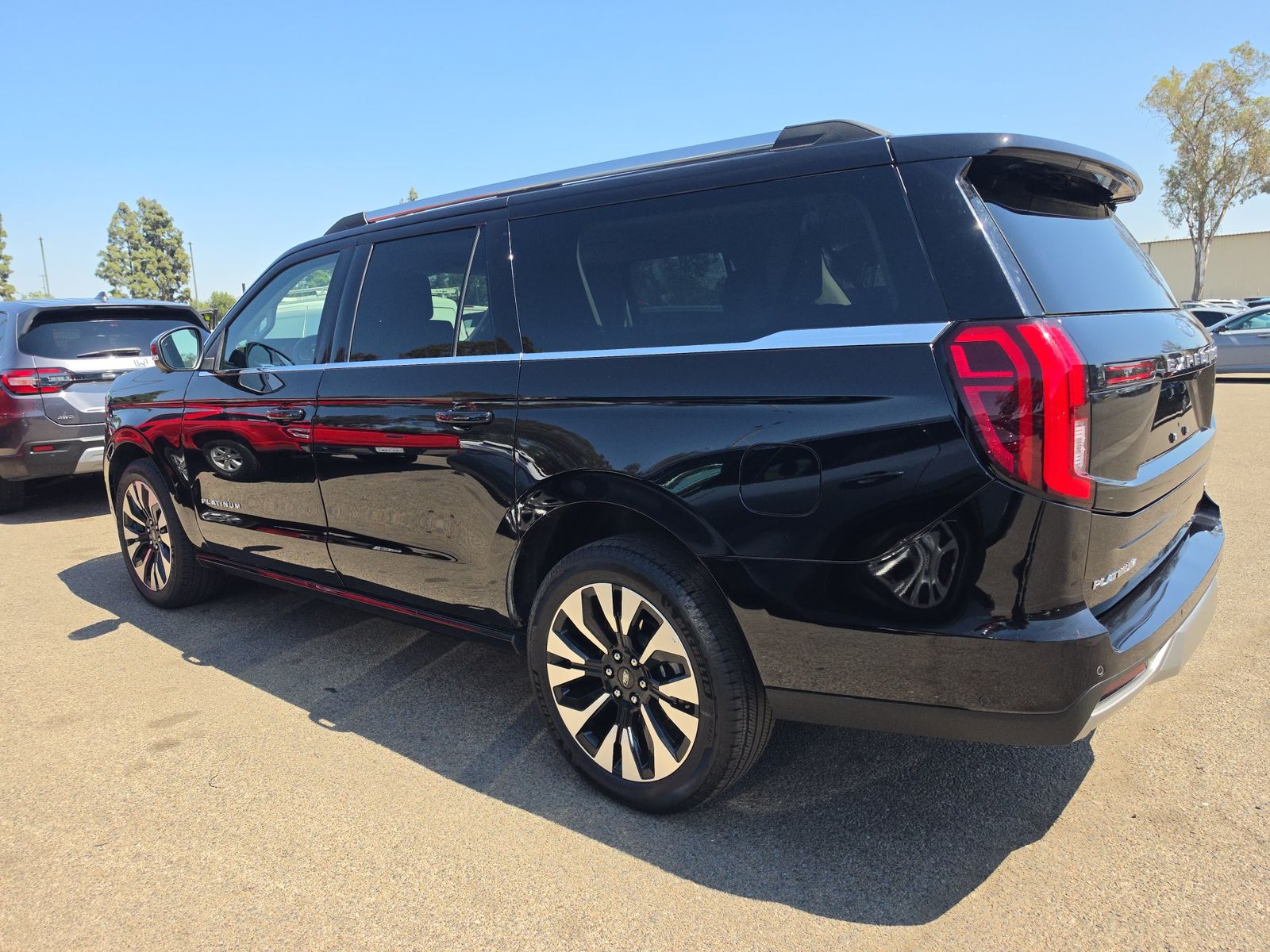 FORD EXPEDITION MAX - 7