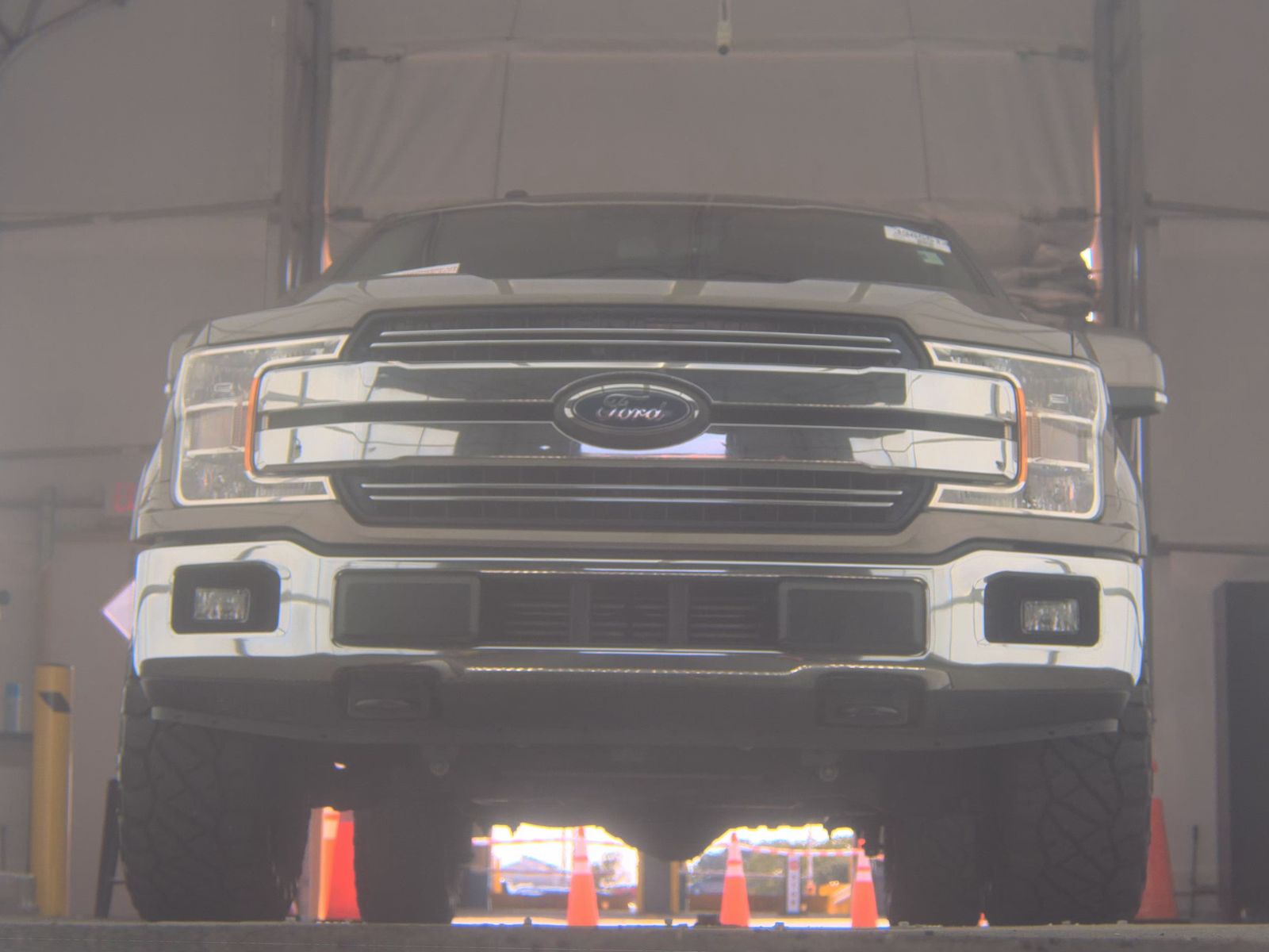 FORD F-150 - 4