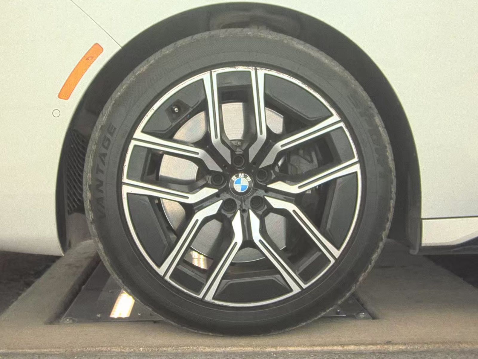 2025 BMW 7 Series 740i xDrive AWD