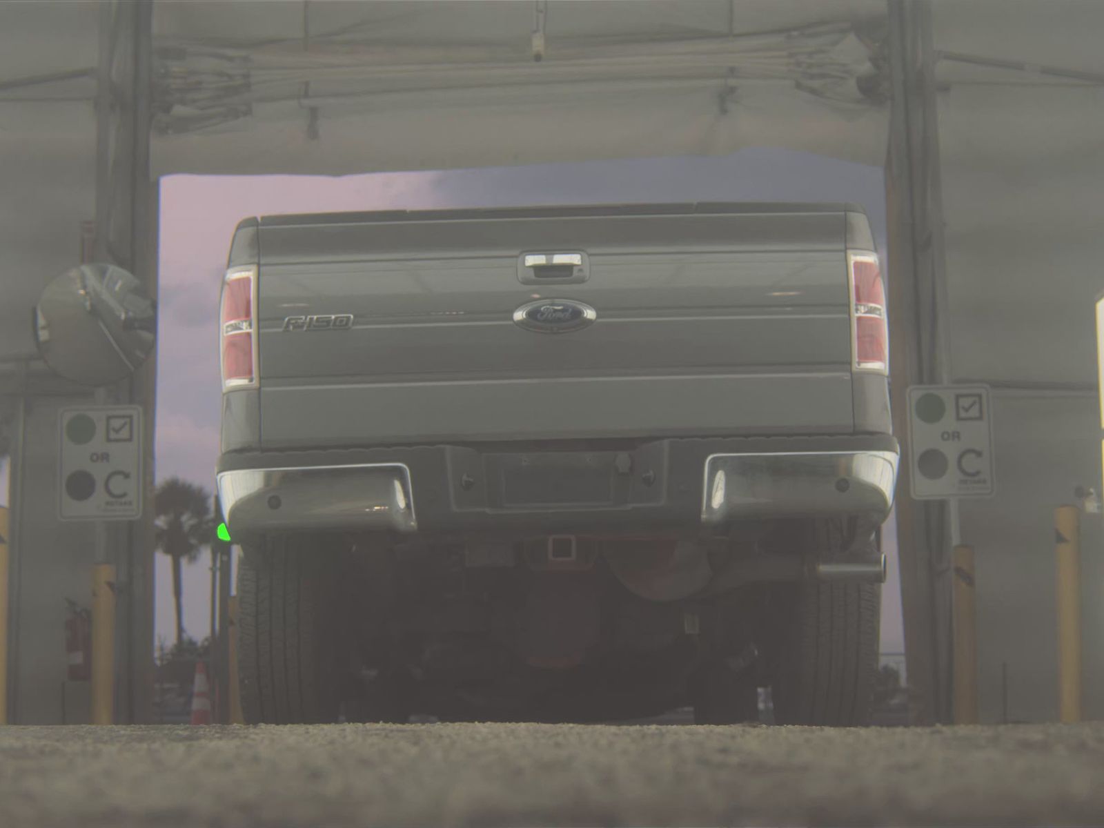 FORD F-150 - 8