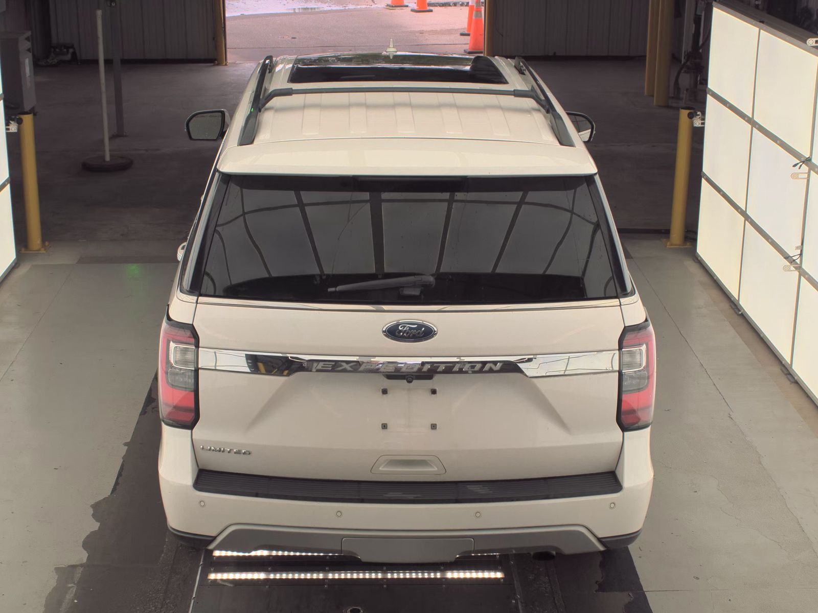 FORD EXPEDITION - 6