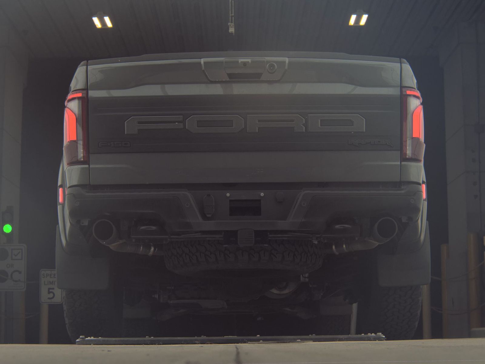 FORD F-150 - 8