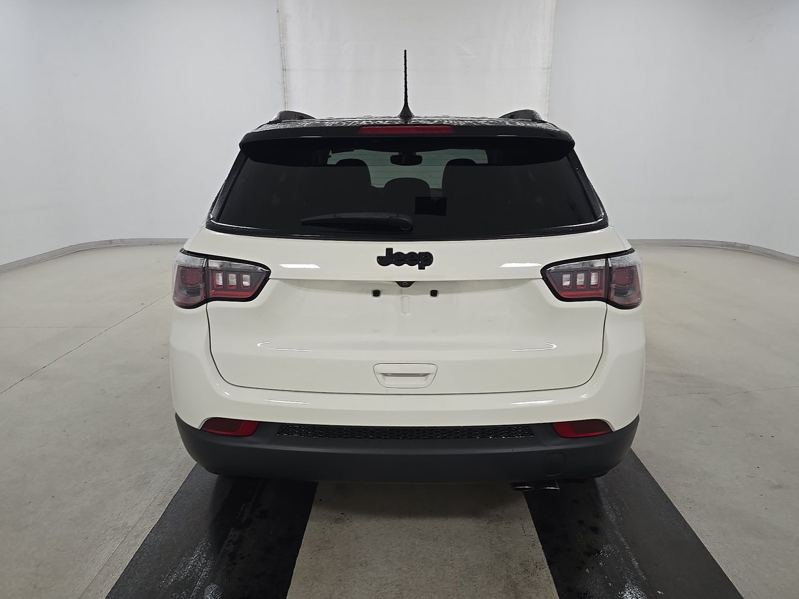 2019 Jeep Compass Latitude Altitude Edition FWD