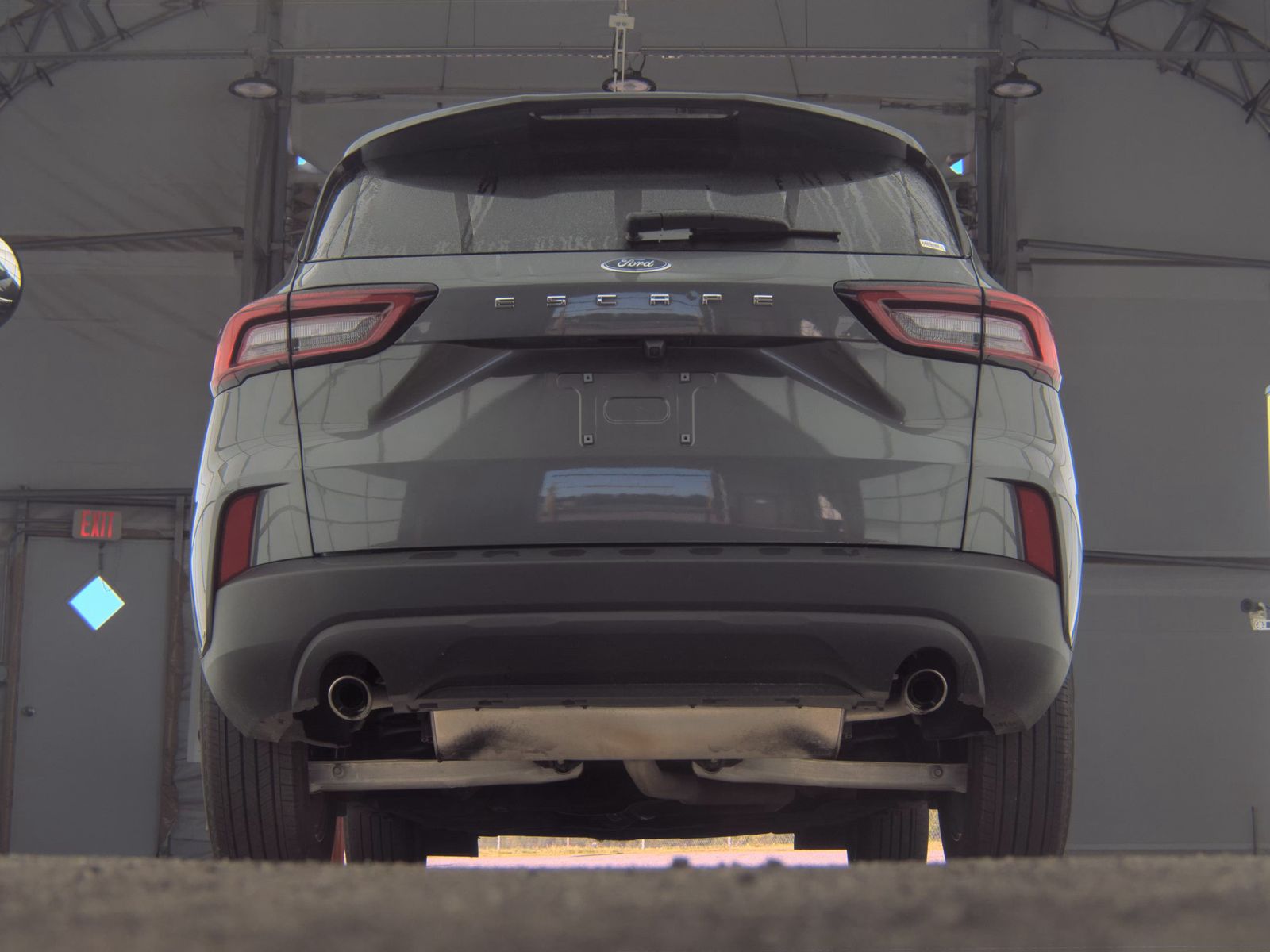 FORD ESCAPE - 8