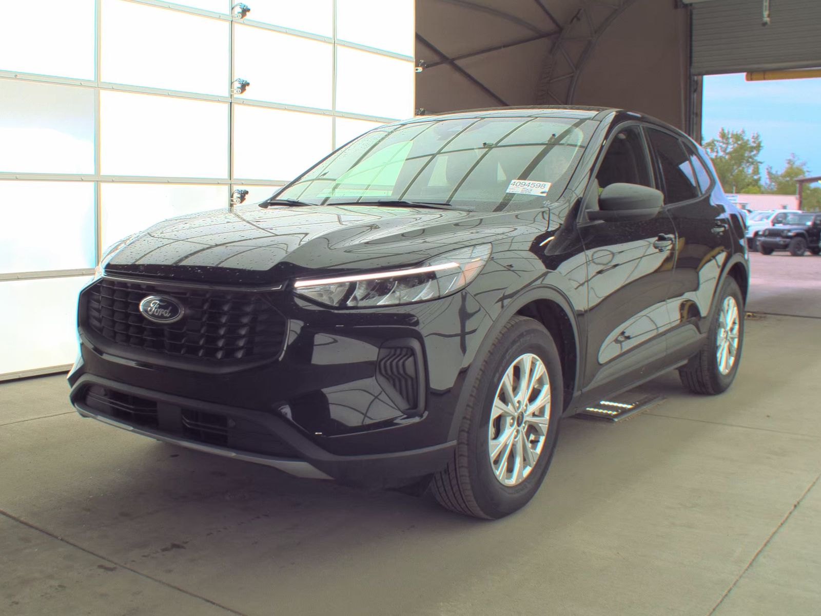 FORD ESCAPE - 1