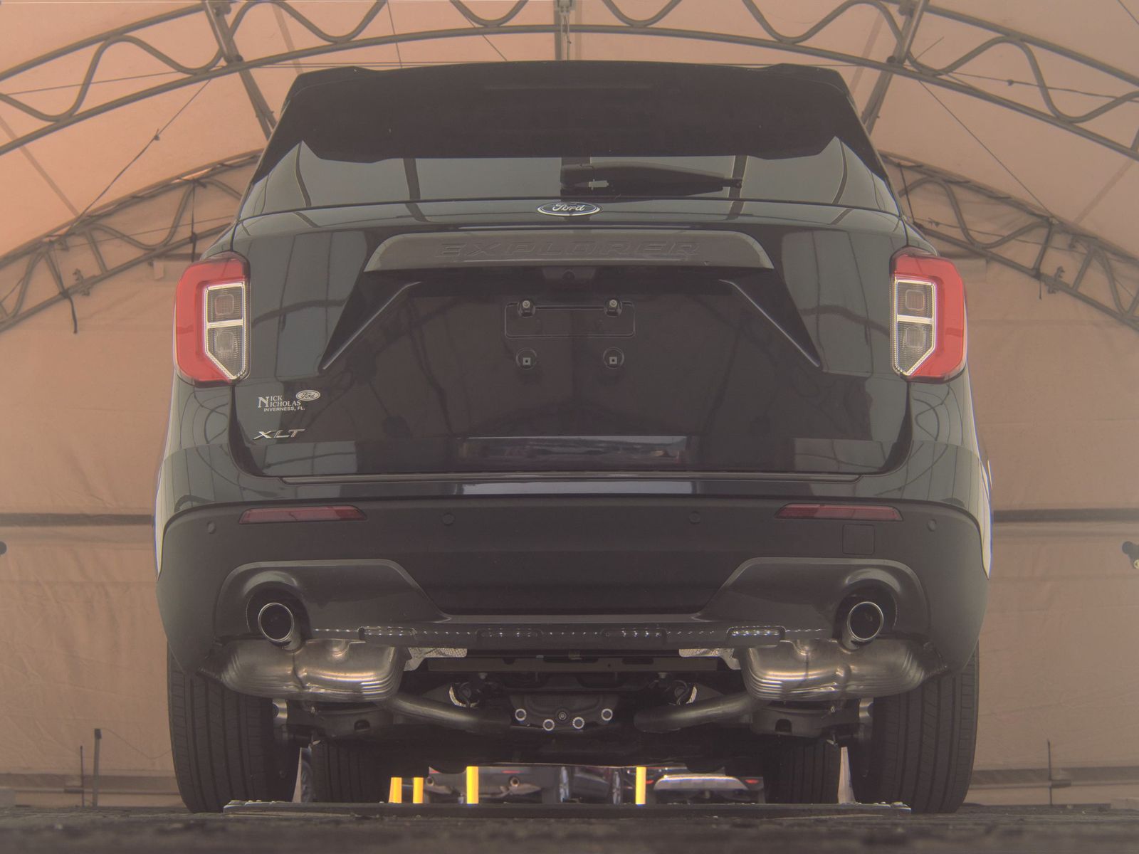 FORD EXPLORER - 8