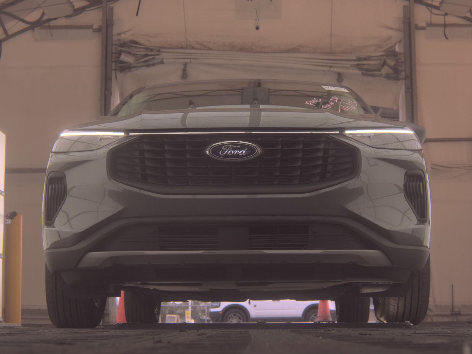 FORD ESCAPE - 4