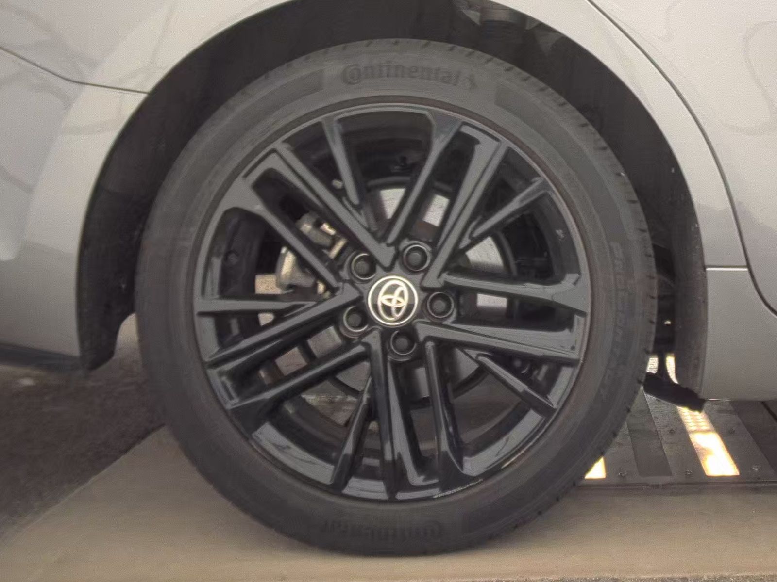 2025 Toyota Camry SE AWD