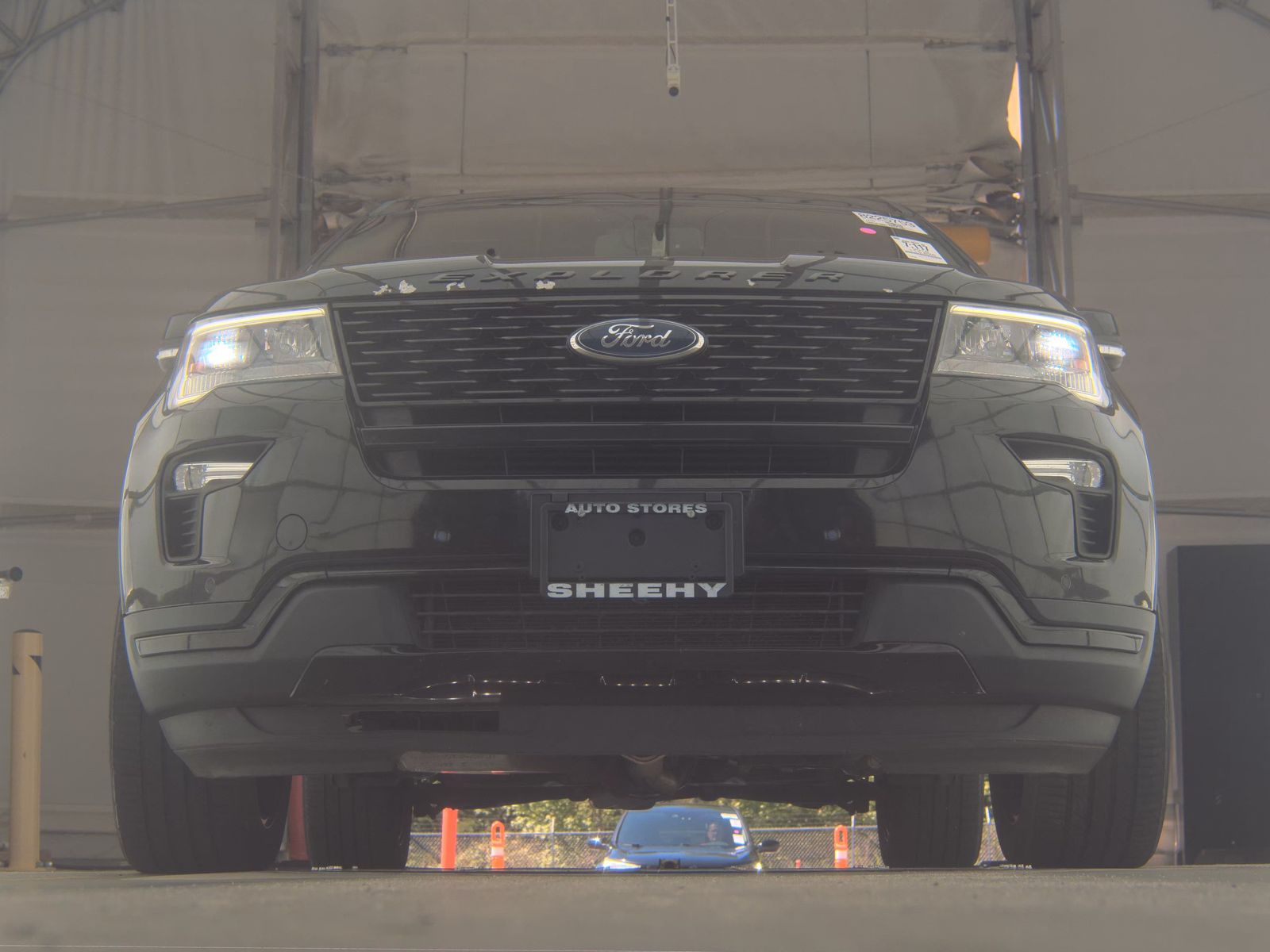 FORD EXPLORER - 4