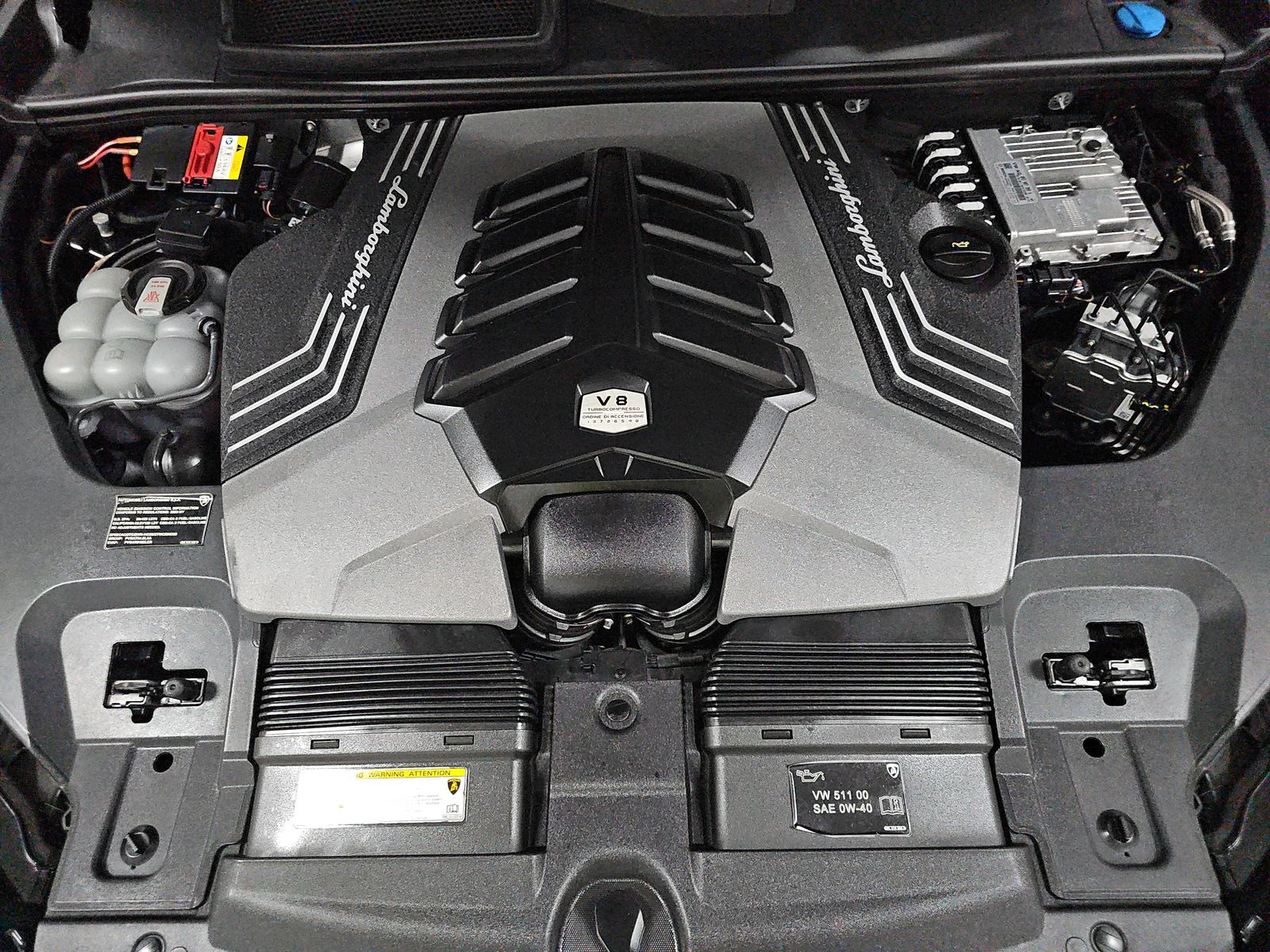 2023 Lamborghini Urus Performante AWD