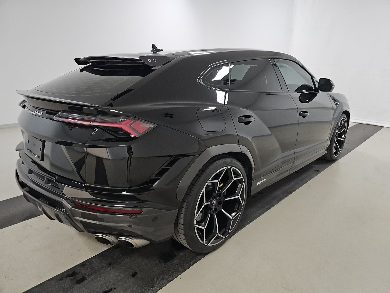 2023 Lamborghini Urus Performante AWD