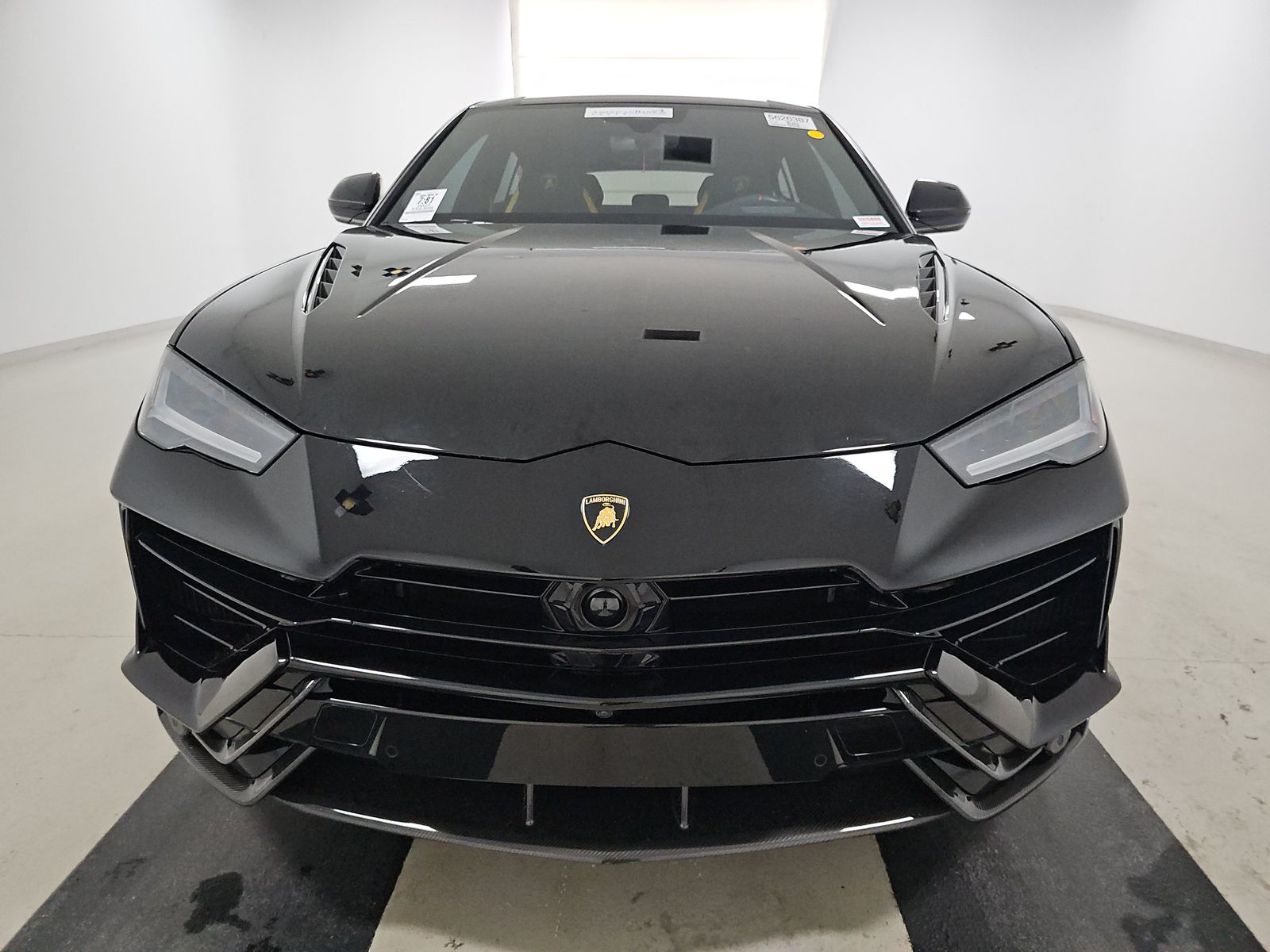 2023 Lamborghini Urus Performante AWD