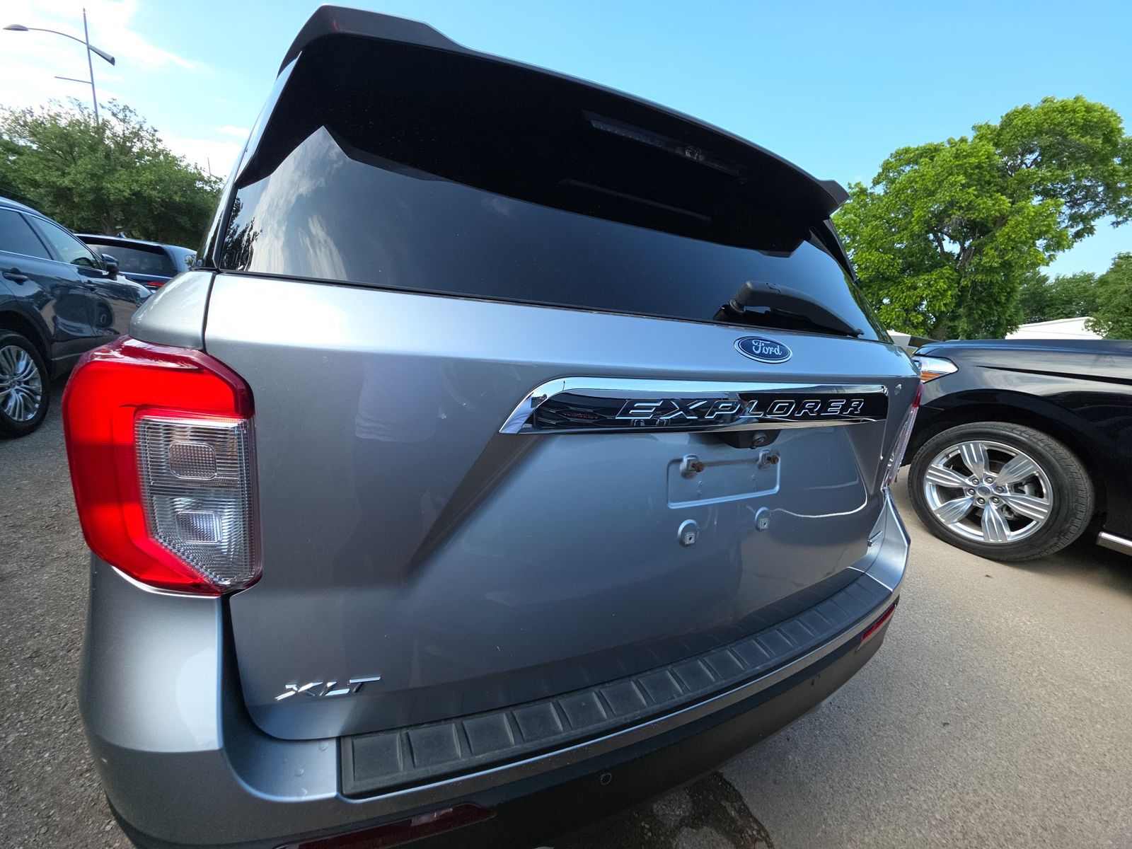 FORD EXPLORER - 6