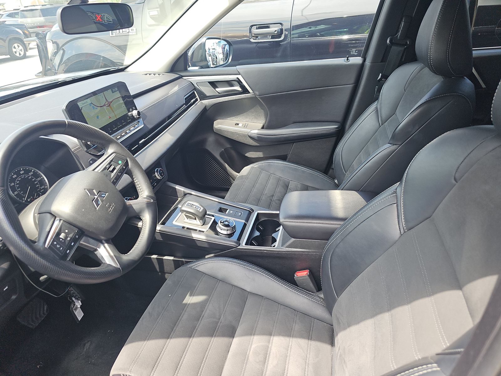 2024 Mitsubishi Outlander SE FWD