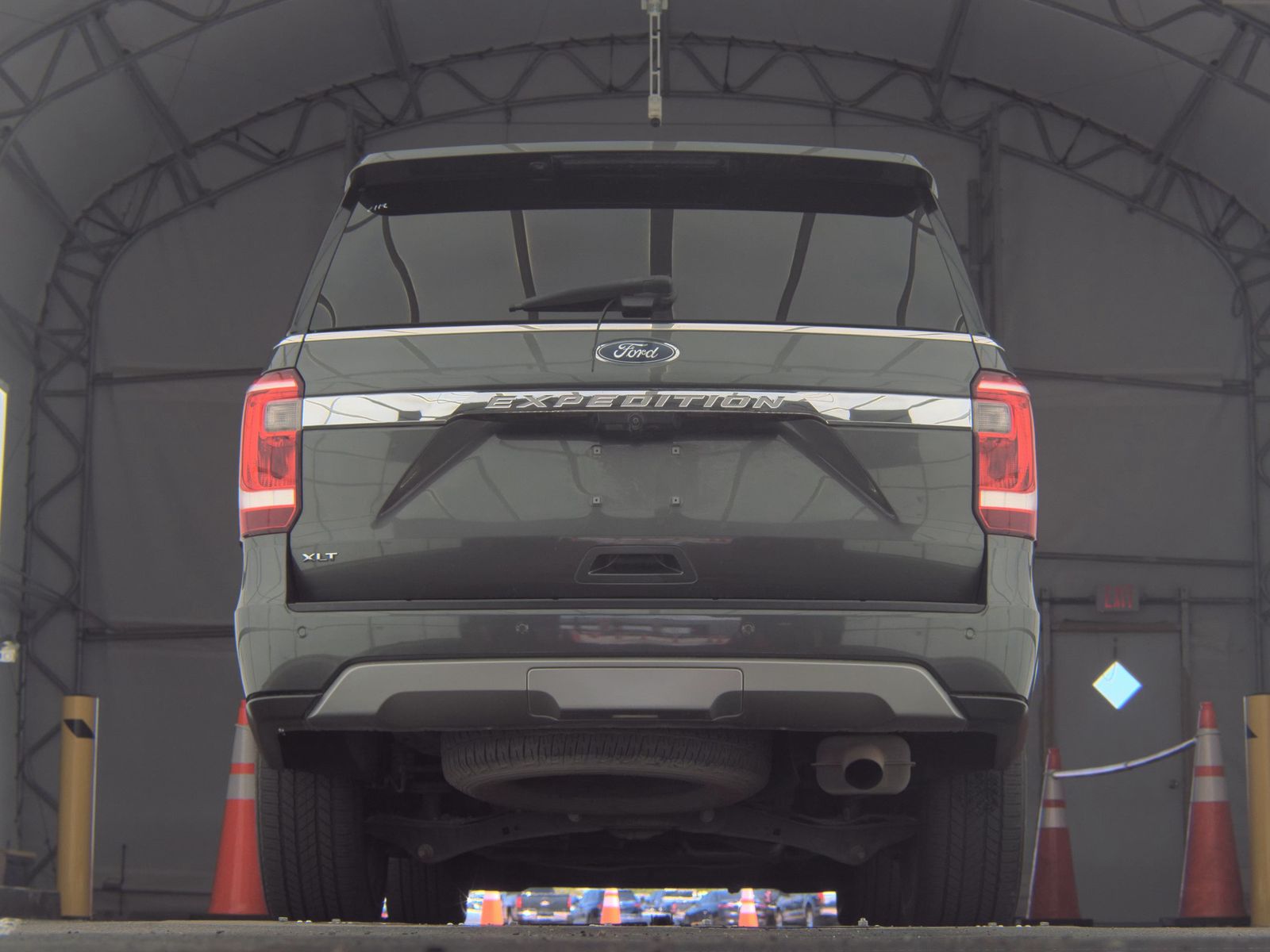 FORD EXPEDITION - 8