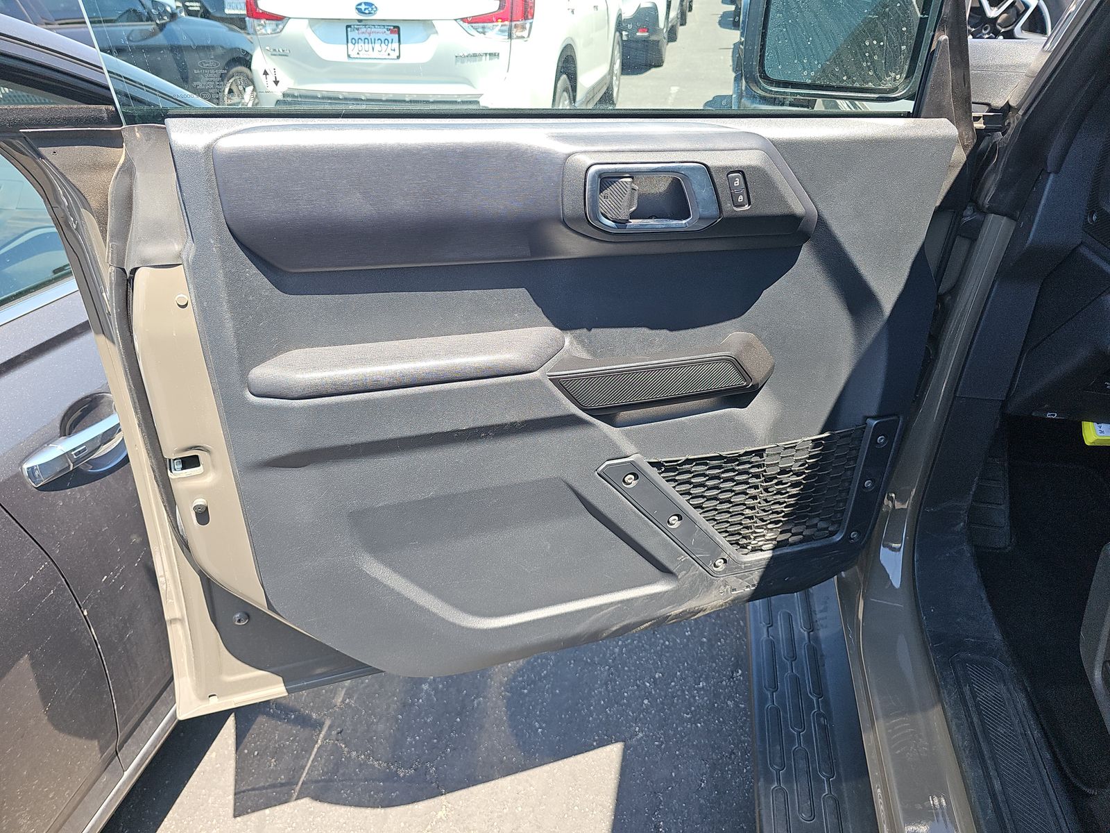 FORD BRONCO - 10