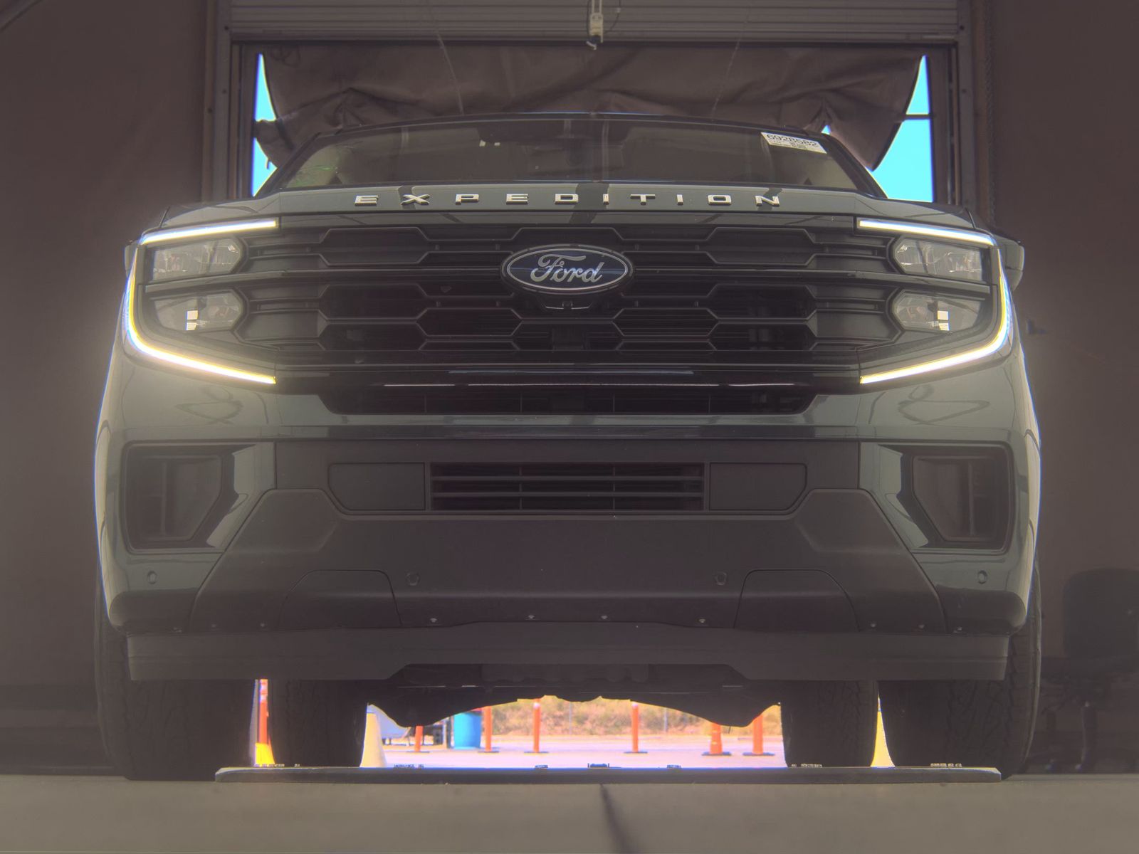 FORD EXPEDITION - 4