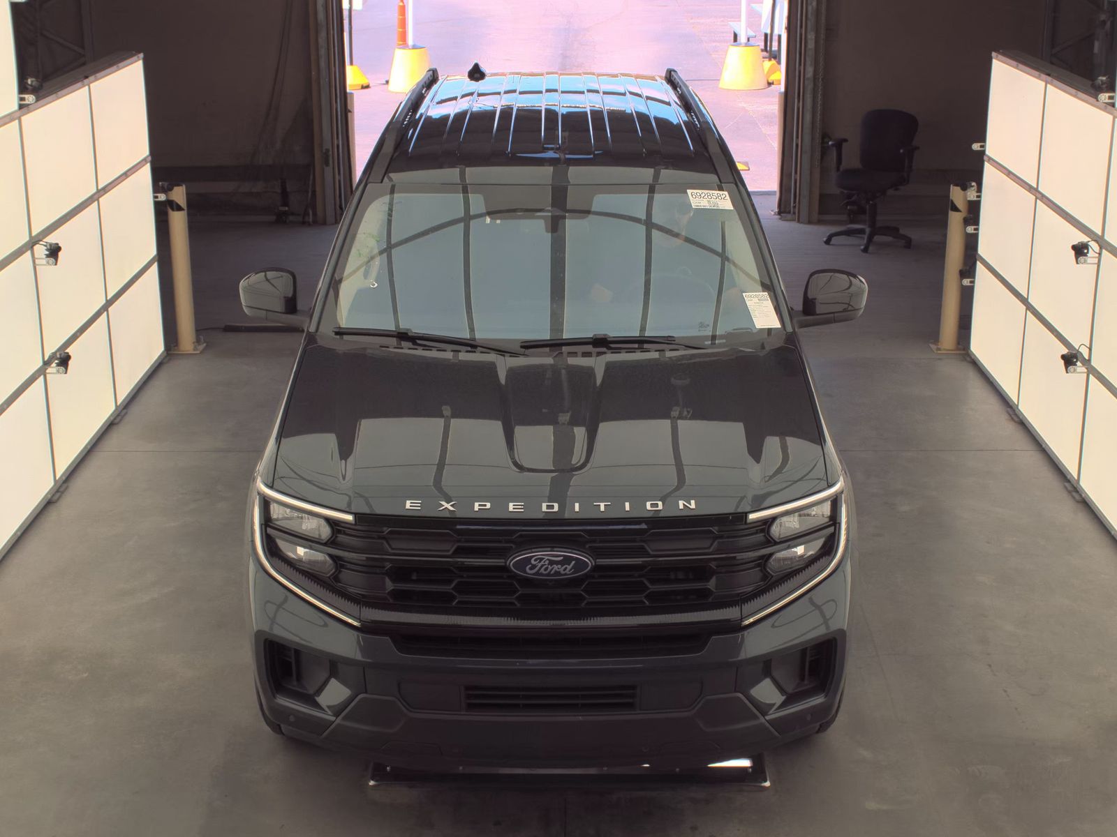 FORD EXPEDITION - 3