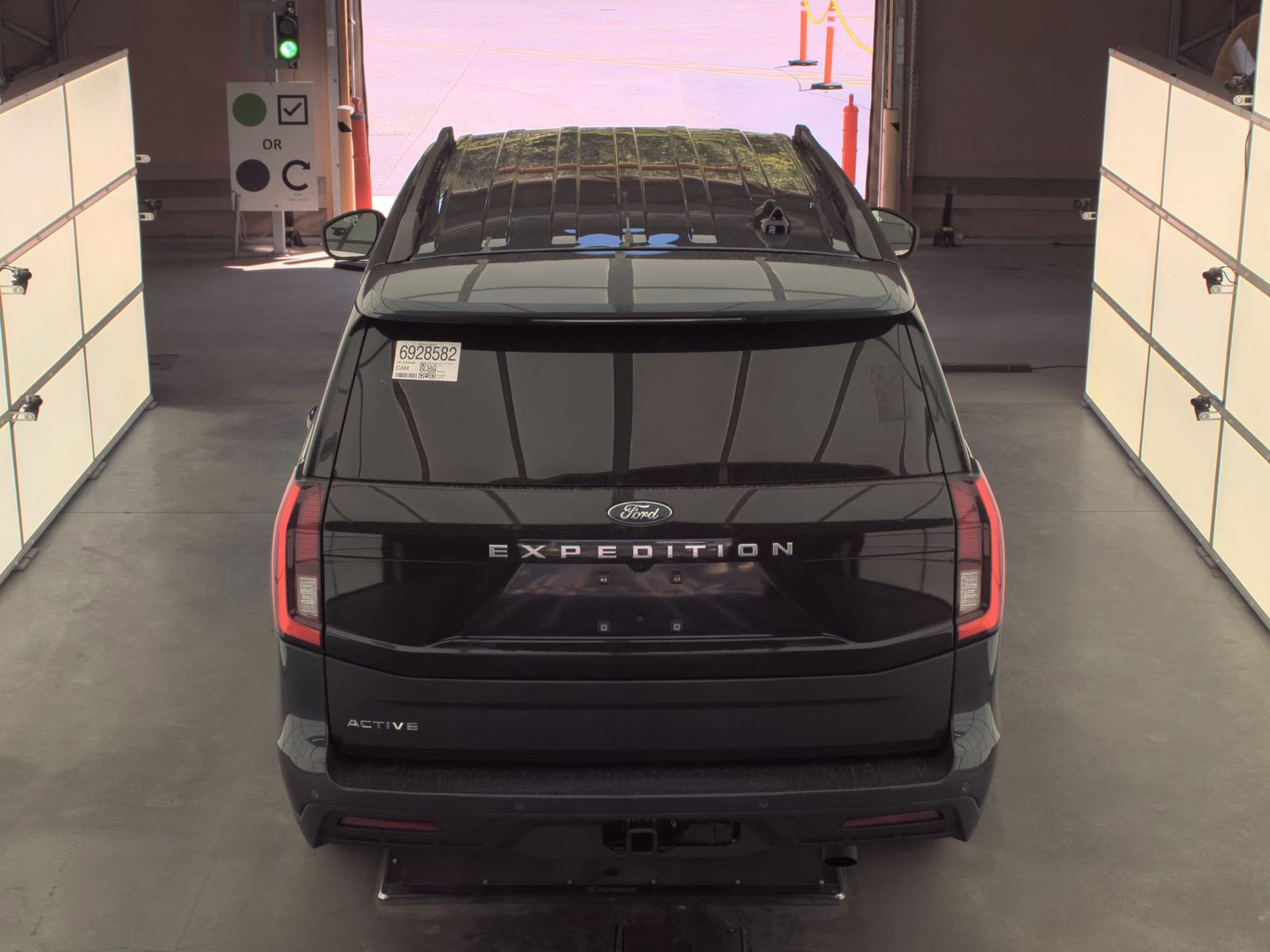 FORD EXPEDITION - 7