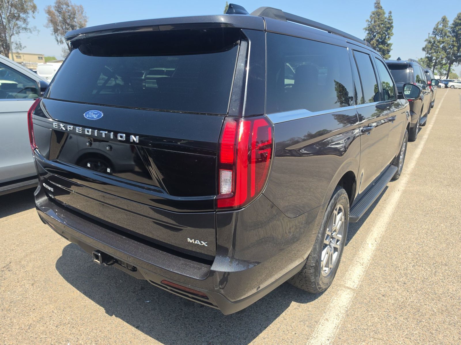 FORD EXPEDITION MAX - 5