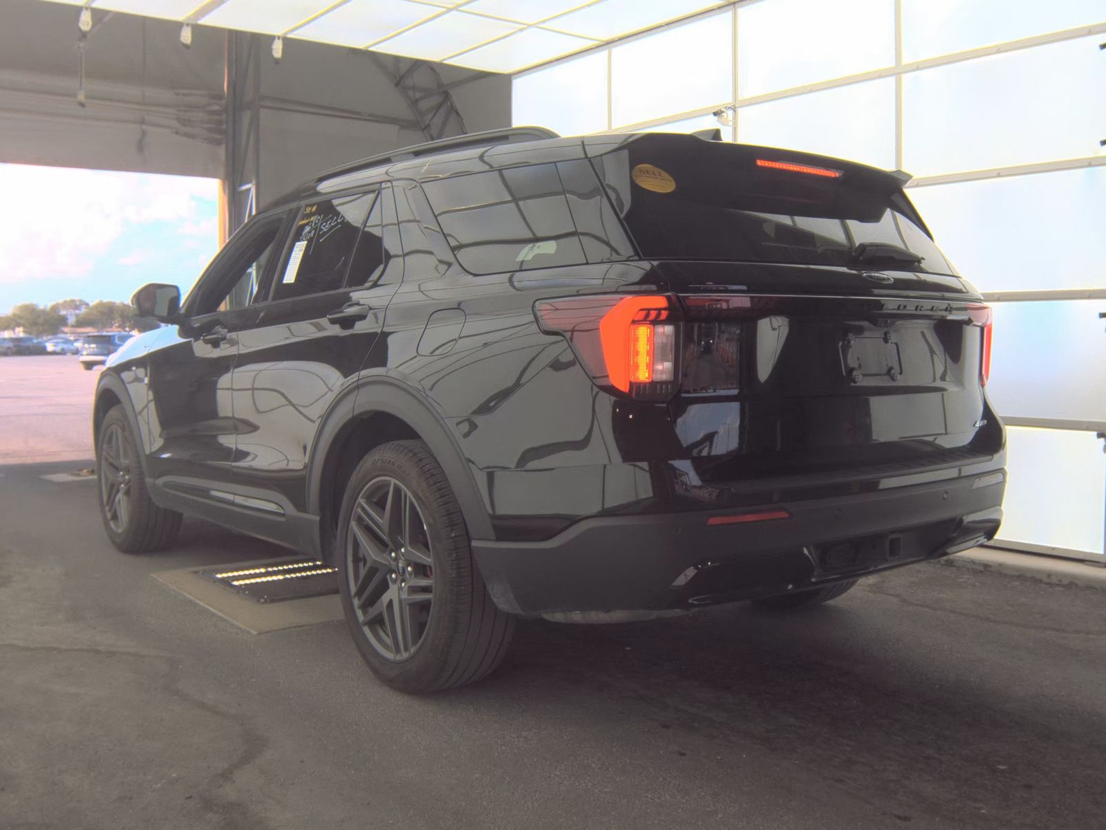 FORD EXPLORER - 7