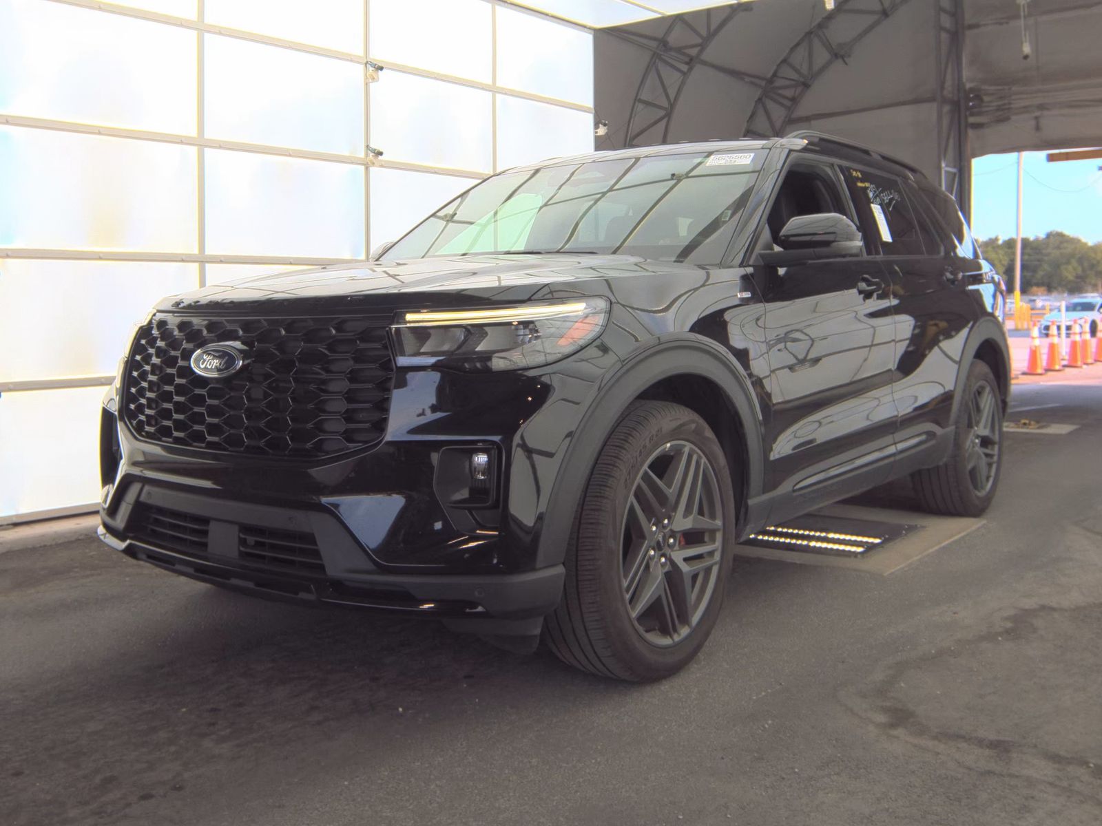 FORD EXPLORER - 1