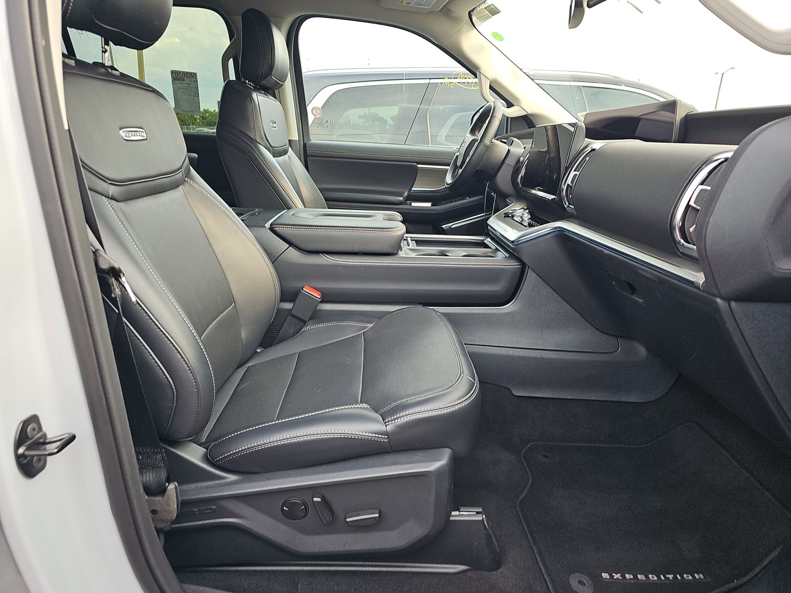 FORD EXPEDITION - 9