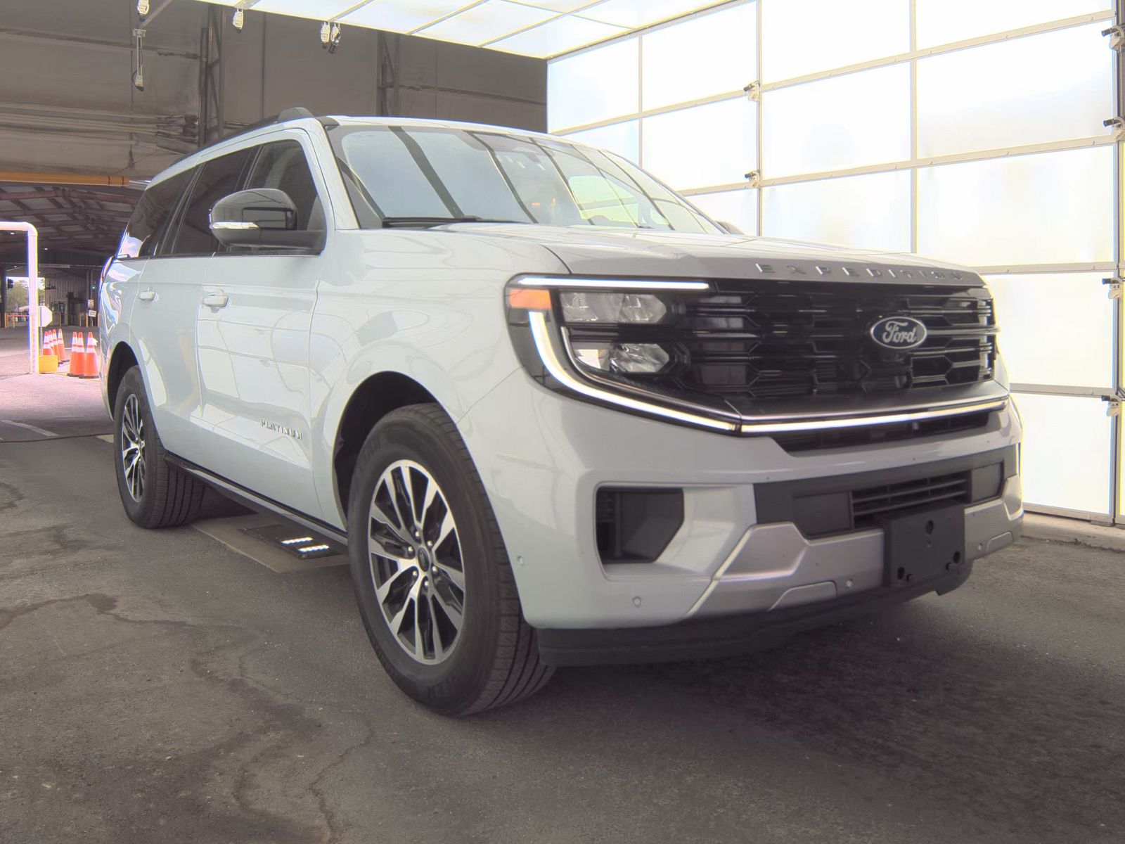 FORD EXPEDITION - 4