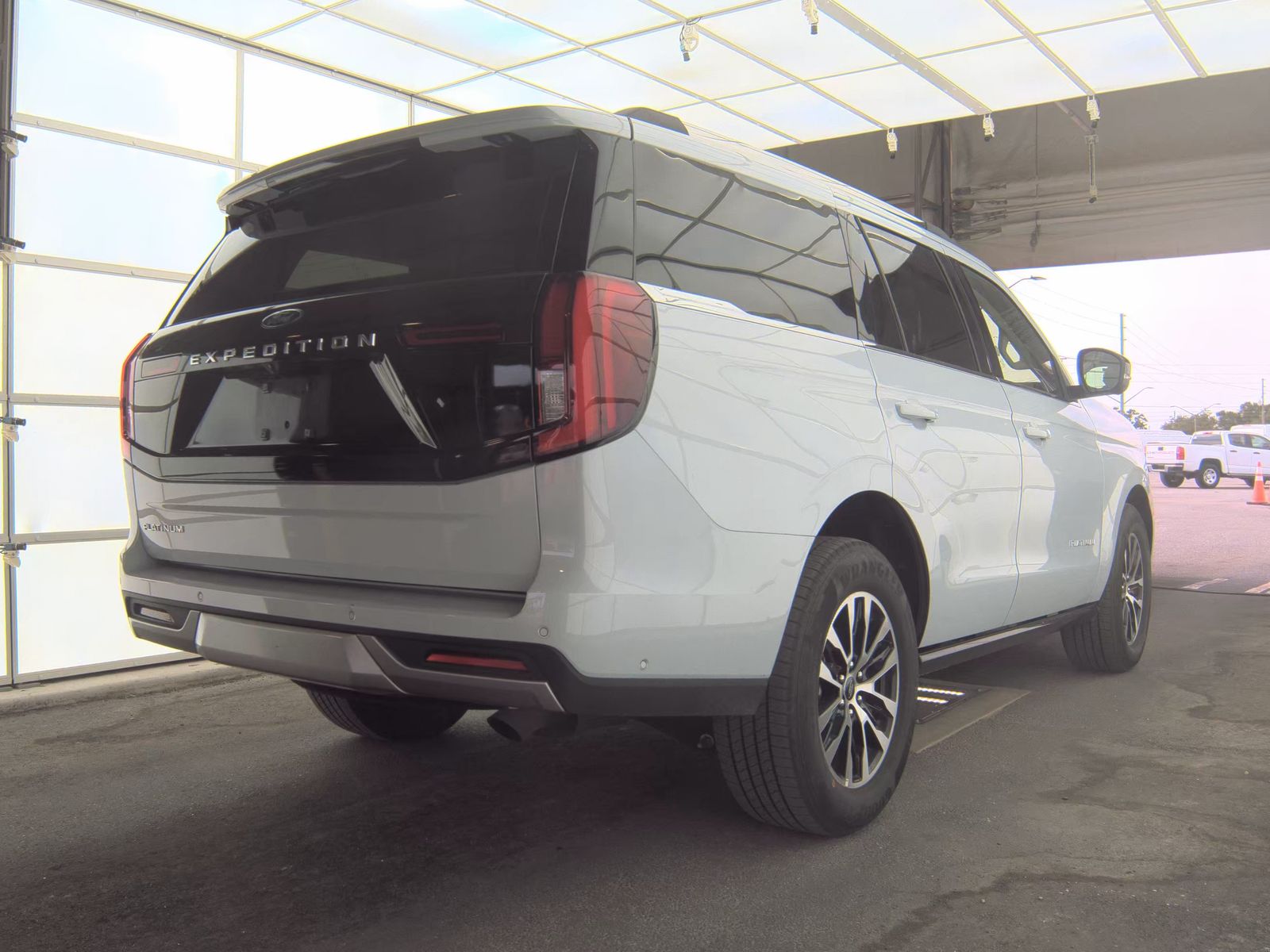 FORD EXPEDITION - 5