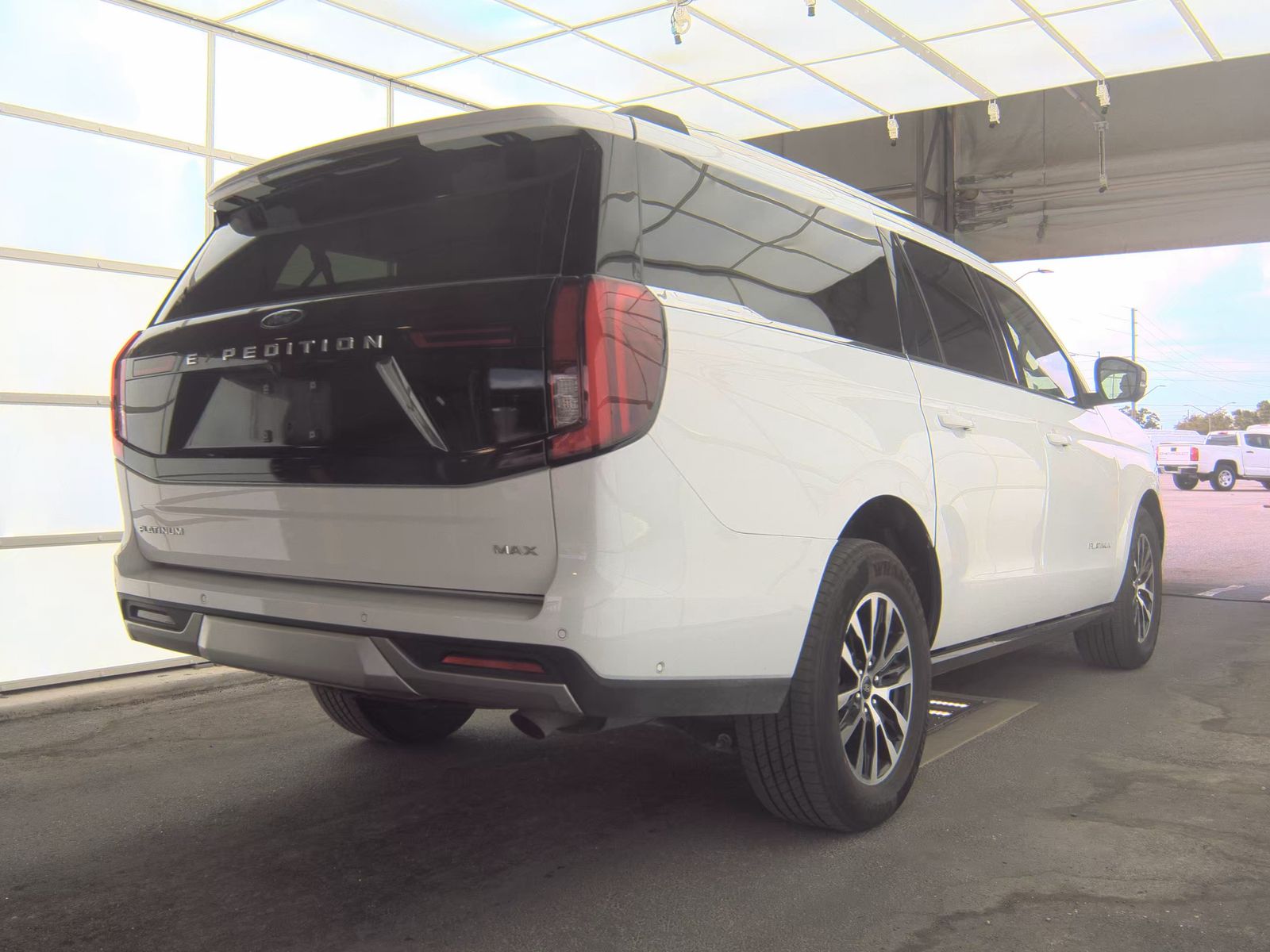 FORD EXPEDITION MAX - 5