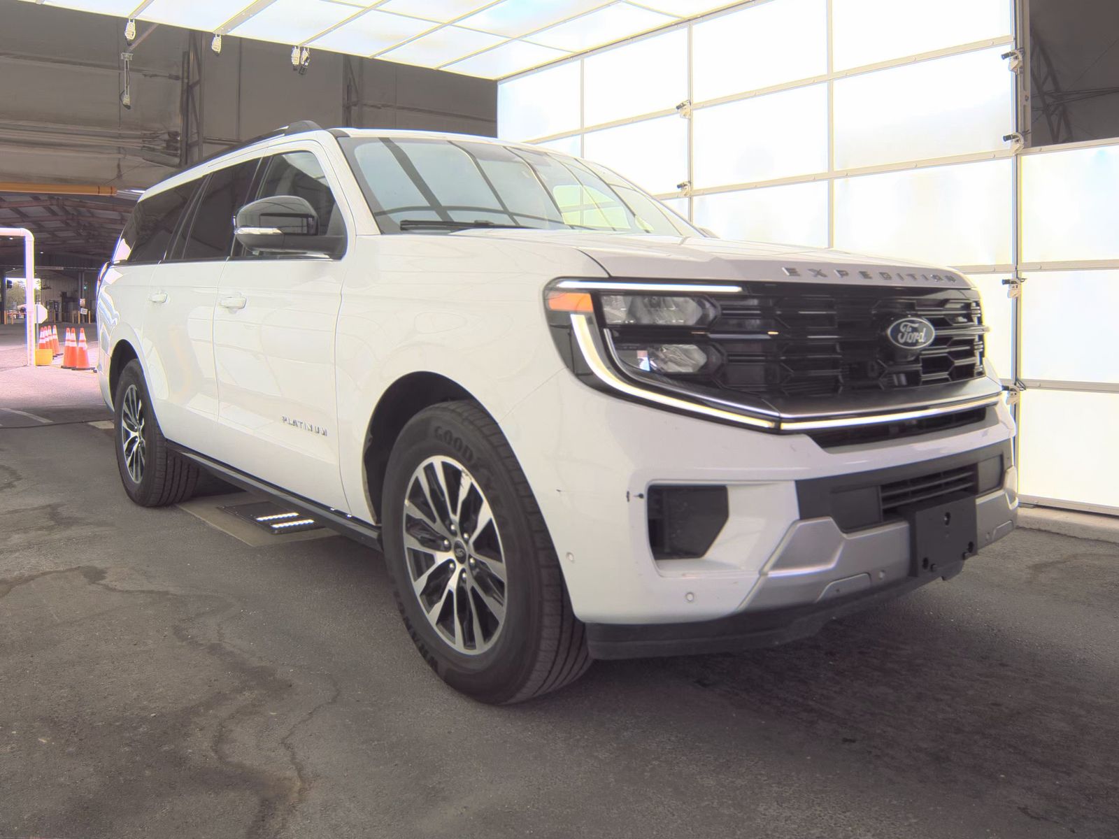FORD EXPEDITION MAX - 4