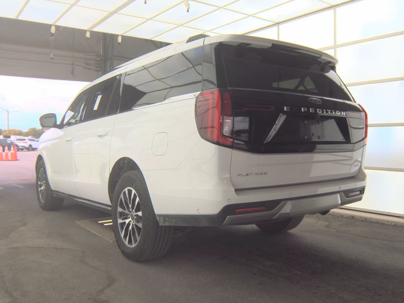 FORD EXPEDITION MAX - 7