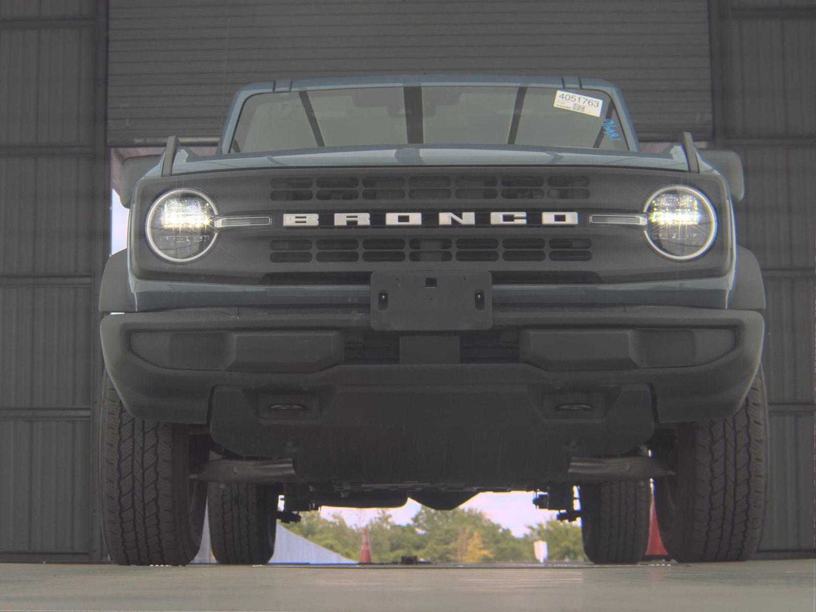 FORD BRONCO - 4