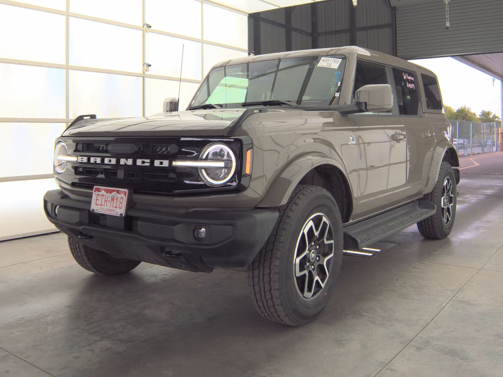 FORD BRONCO - 1