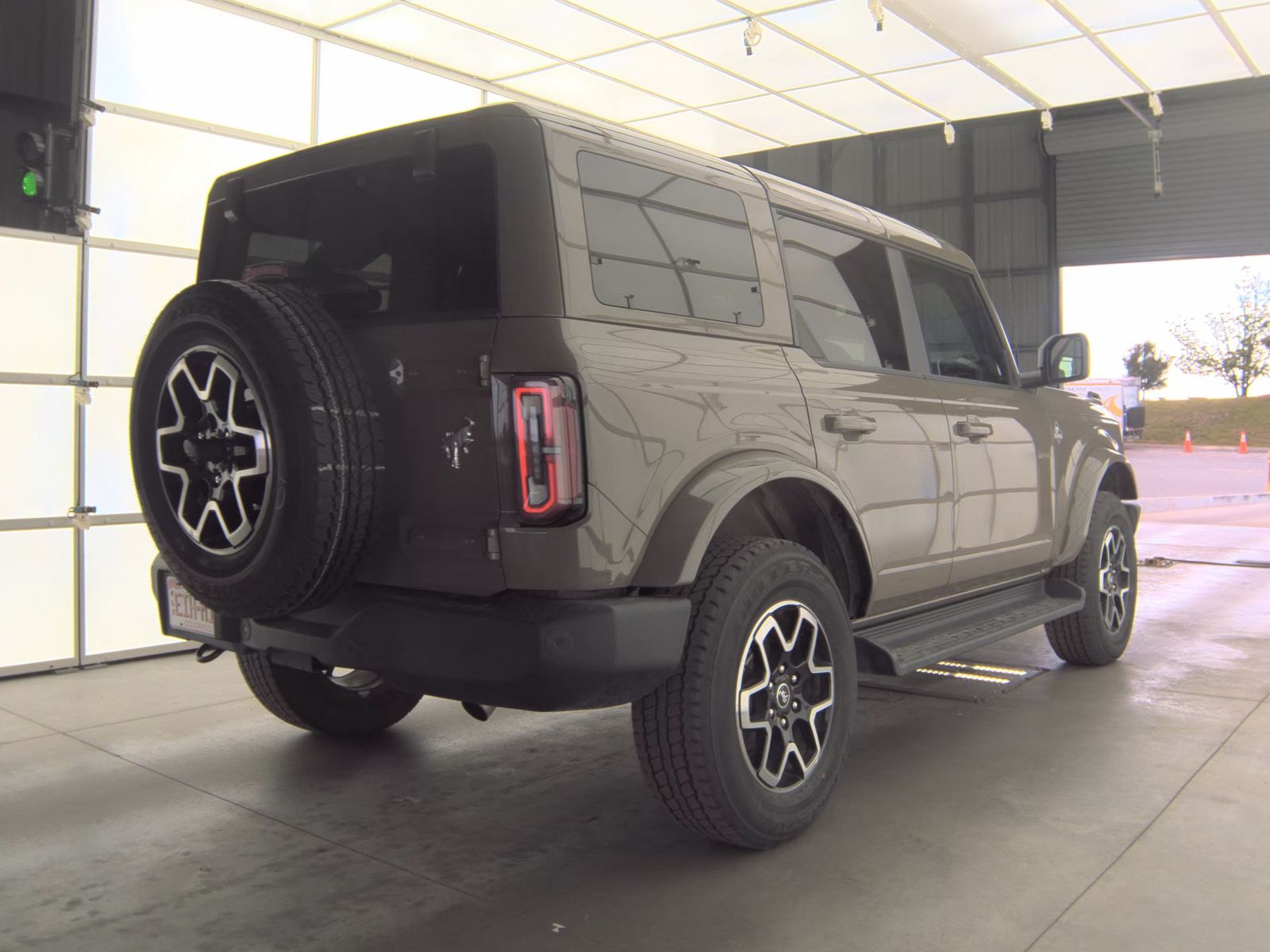 FORD BRONCO - 6