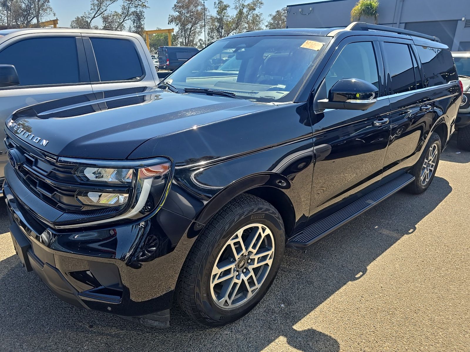 FORD EXPEDITION MAX - 1