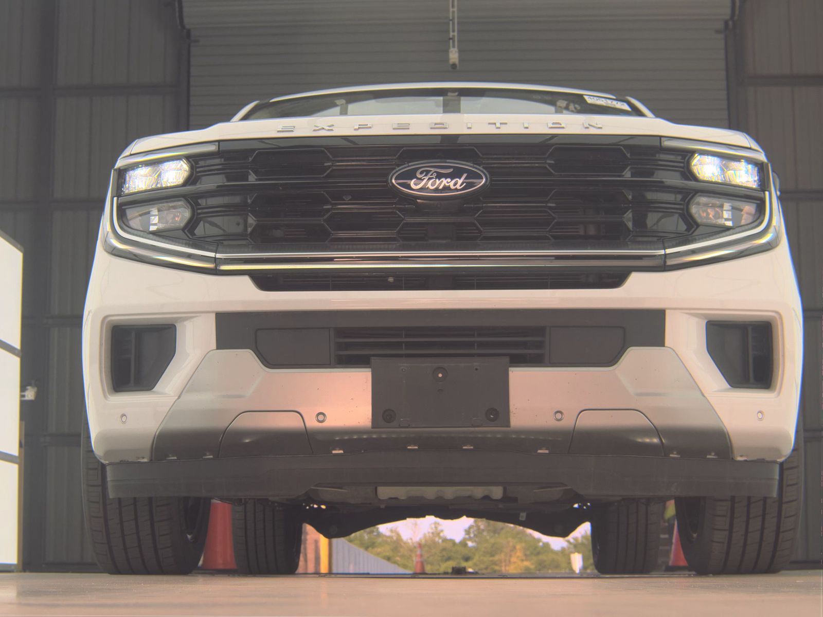 FORD EXPEDITION MAX - 4